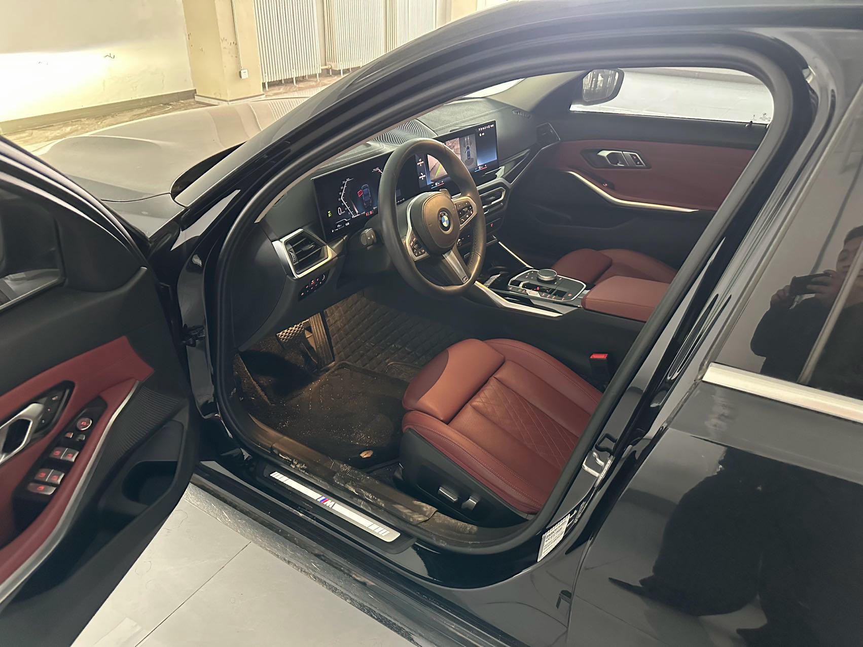 BMW 3 Series 2023 320Li 2.0T M Sport Package — 4