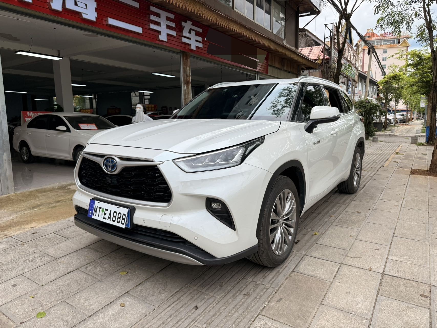 Toyota 2022 Highlander Hybrid 2.5 CVT 4WD Prestige 7-seater — photo 1