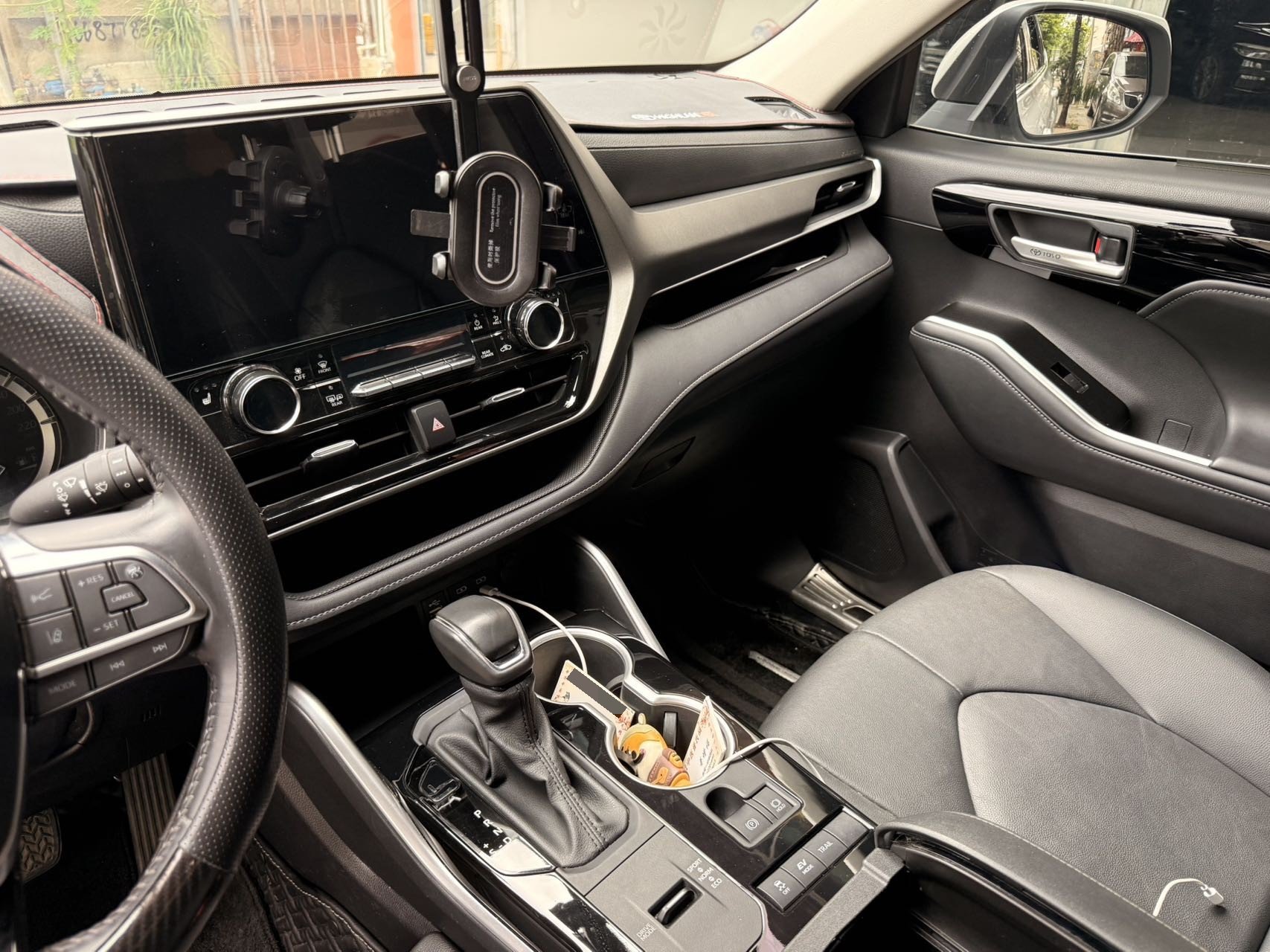 Toyota 2022 Highlander Hybrid 2.5 CVT 4WD Prestige 7-seater — 5