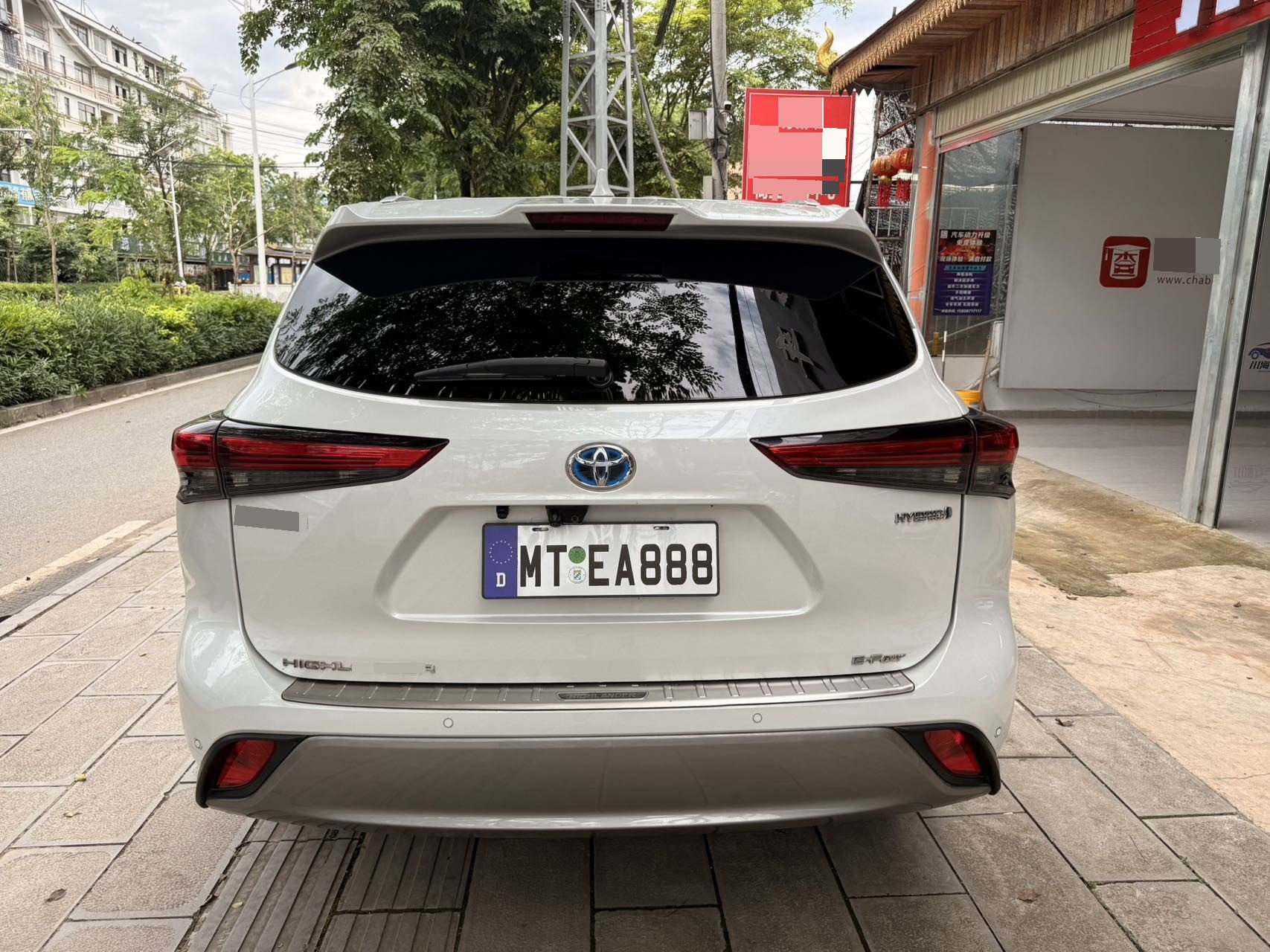Toyota 2022 Highlander Hybrid 2.5 CVT 4WD Prestige 7-seater — 7