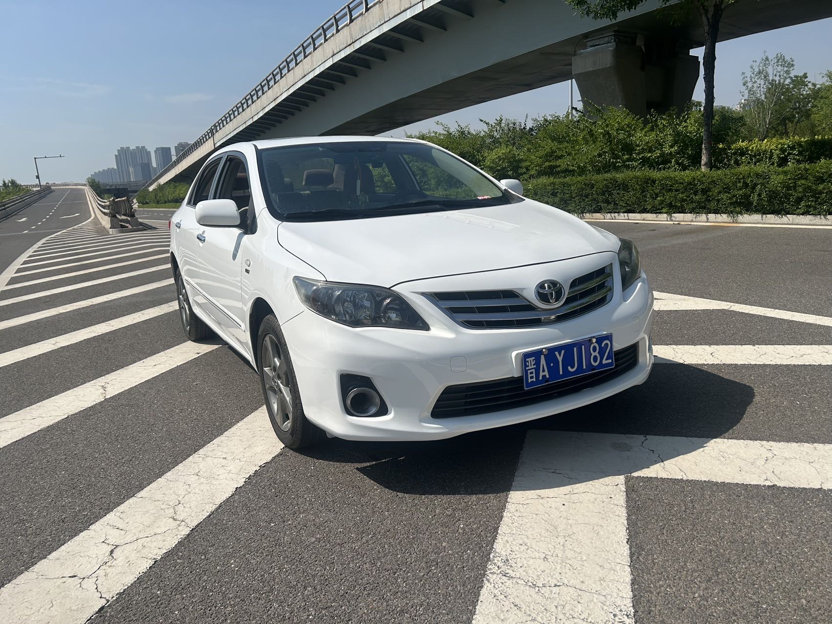 Toyota 2012 Corolla 1.8 CVT GL-i Stylish Edition — 3