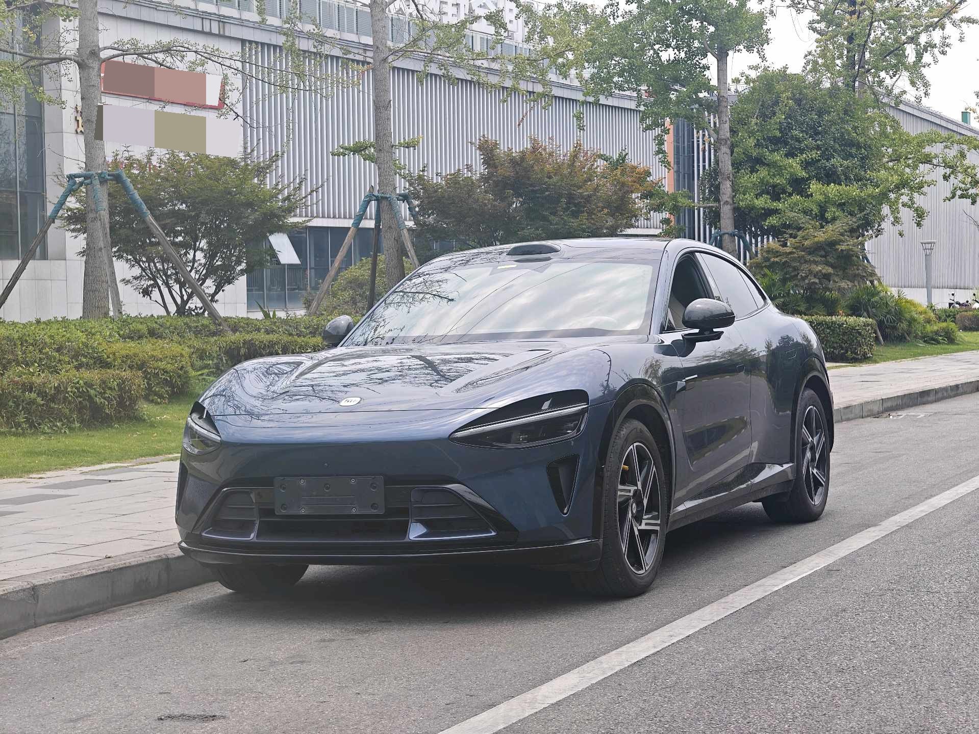 Xiaomi 2025 YU7 Max version with ultra-long range and high performance all-wheel drive
