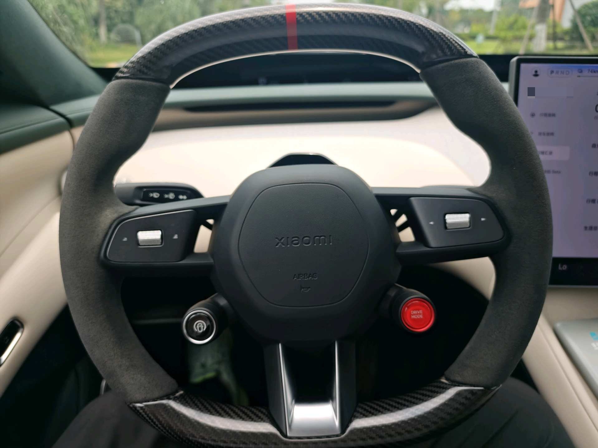 Xiaomi 2025 YU7 Max version with ultra-long range and high performance all-wheel drive — 9
