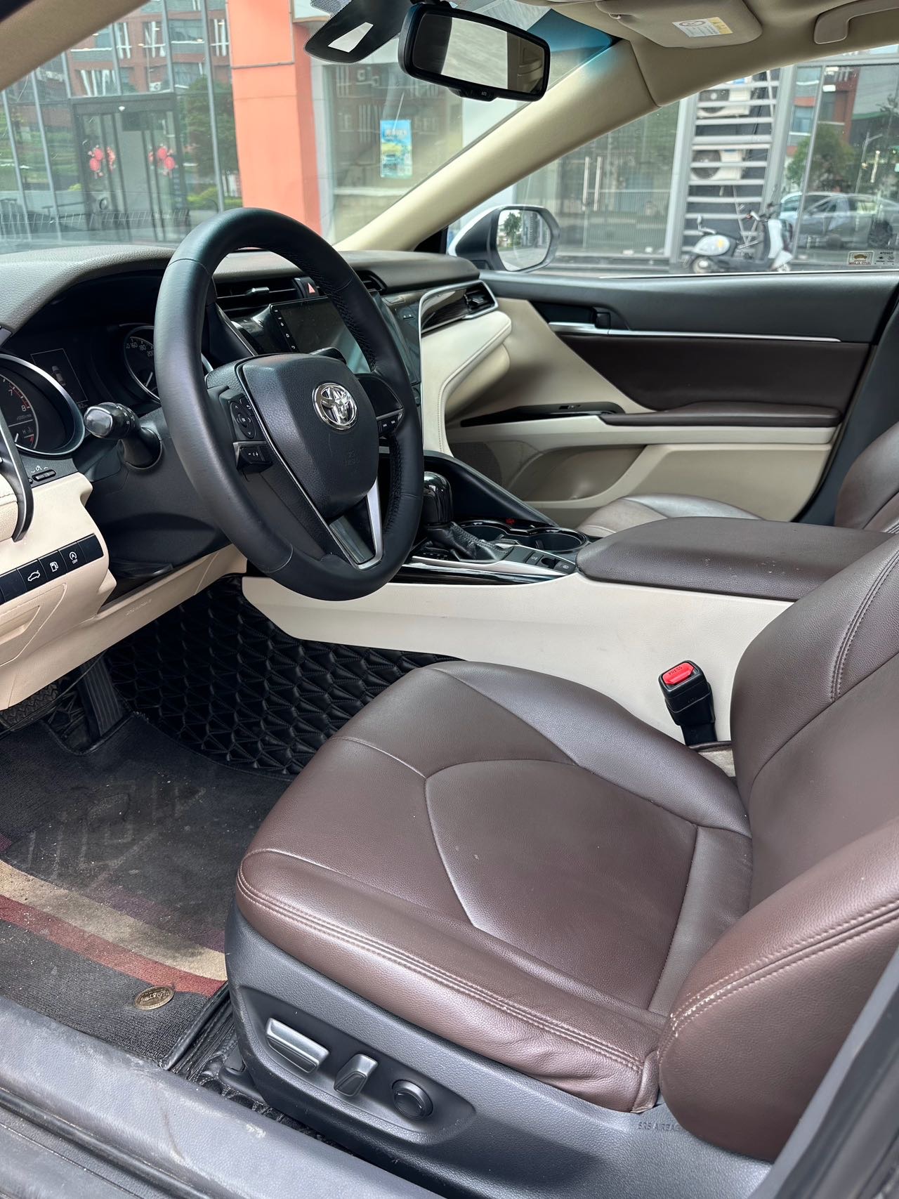 Toyota 2018 Camry 2.0E Elite Edition — 3