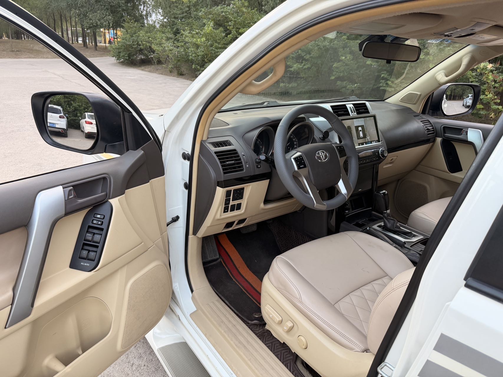Toyota Prado (Imported) 2009 Prado 2.7 Middle East version — 8