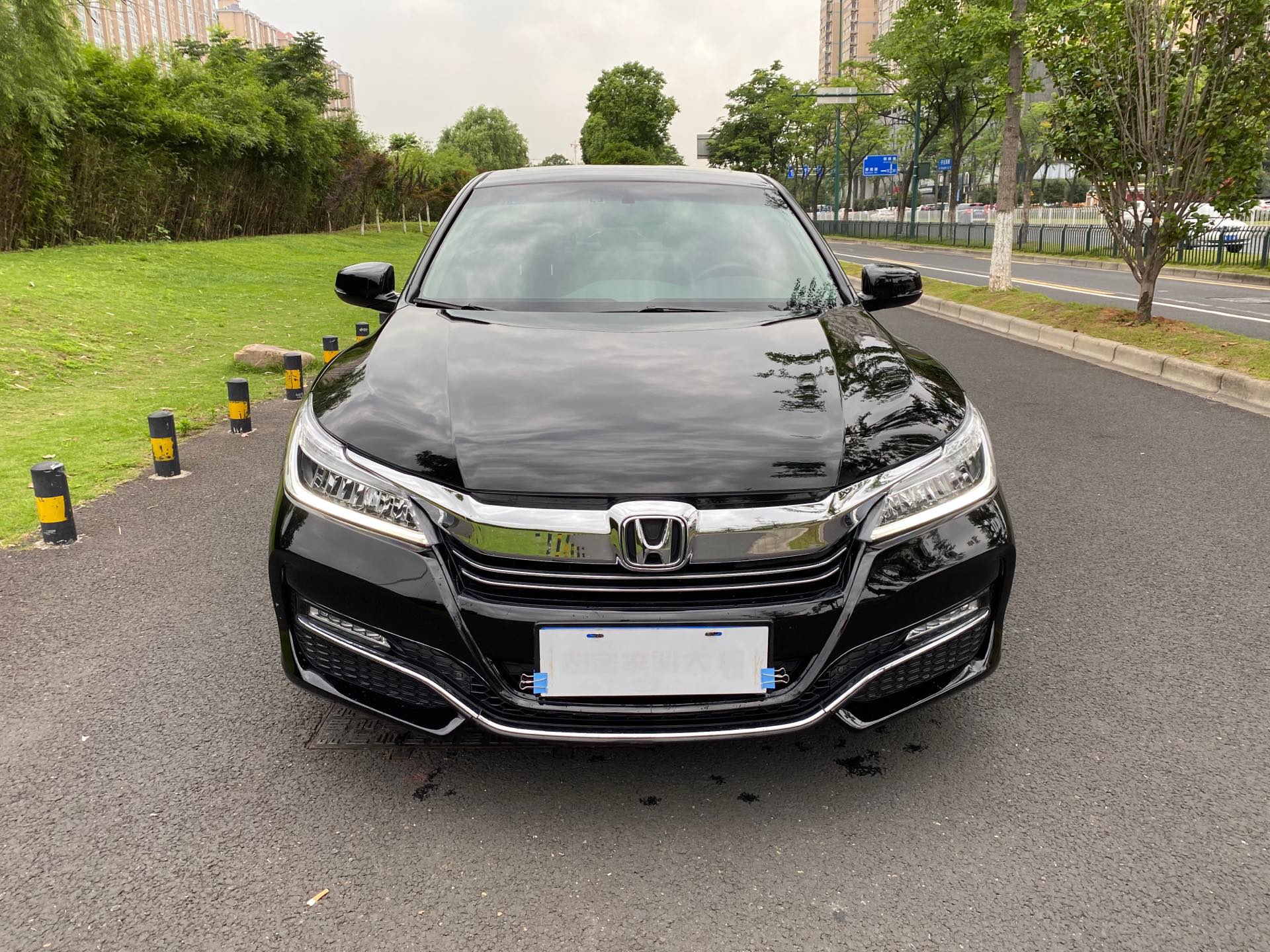 Honda 2016 9th-generation Accord 2.4 CVT Luxury Edition — 2