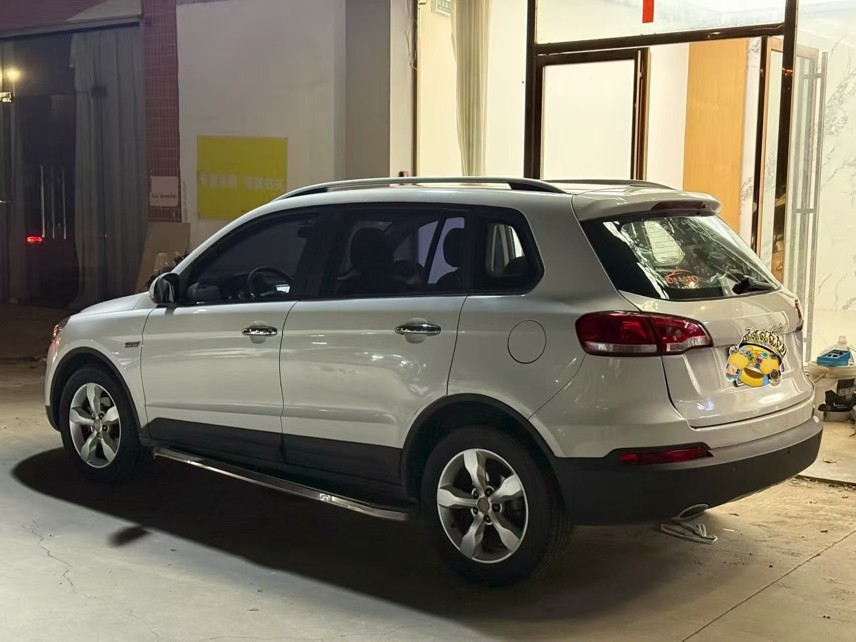 Zotye Damai X5 2015 Dymaxion X5 1.5T CVT Shopkeeper Model 5 Seats — 4