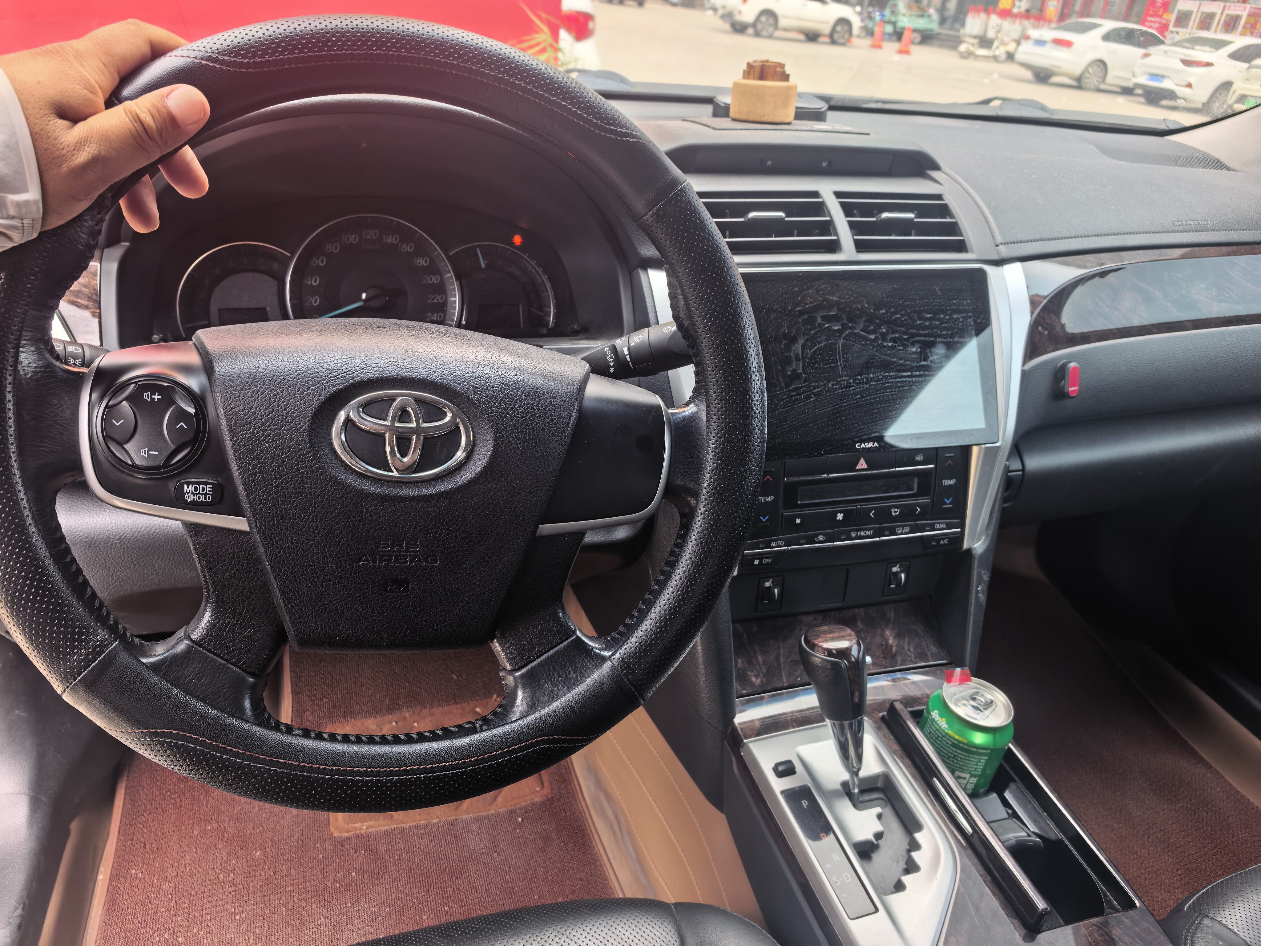 Toyota 2016 Camry 2.0E 10th Anniversary Elite Edition — 2