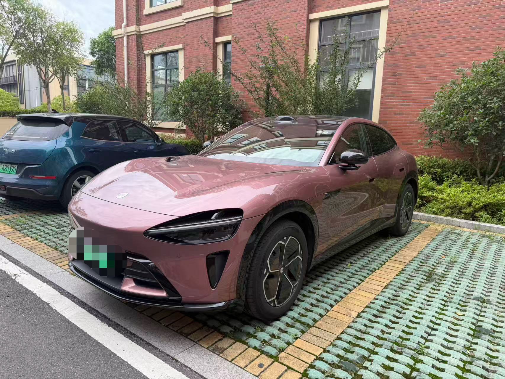 Xiaomi 2025 YU7 Ultra-Long Range RWD Version