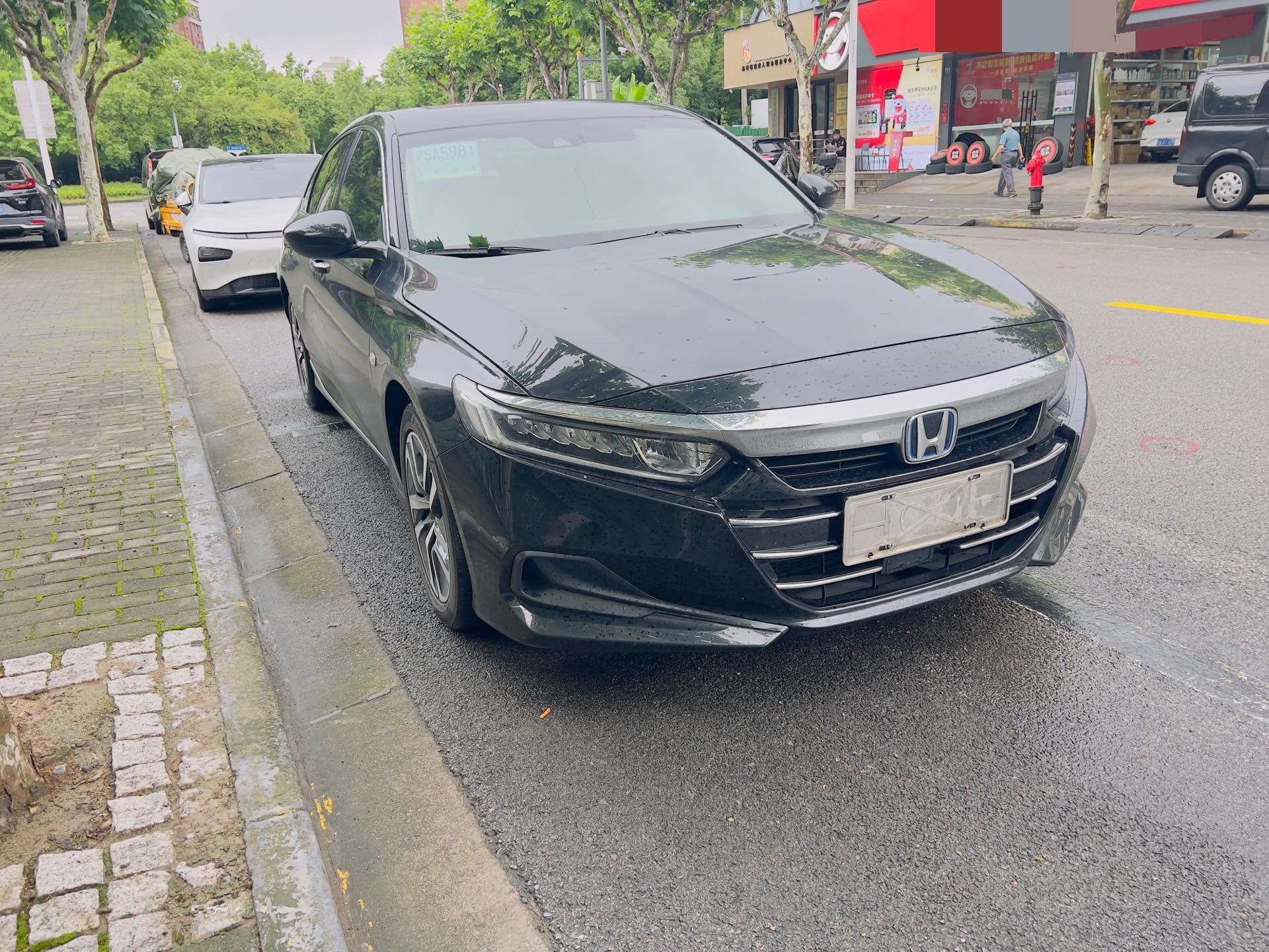 Honda 2022 10th-Gen Accord Hybrid 2.0 CVT Sharp Cool Edition — 2