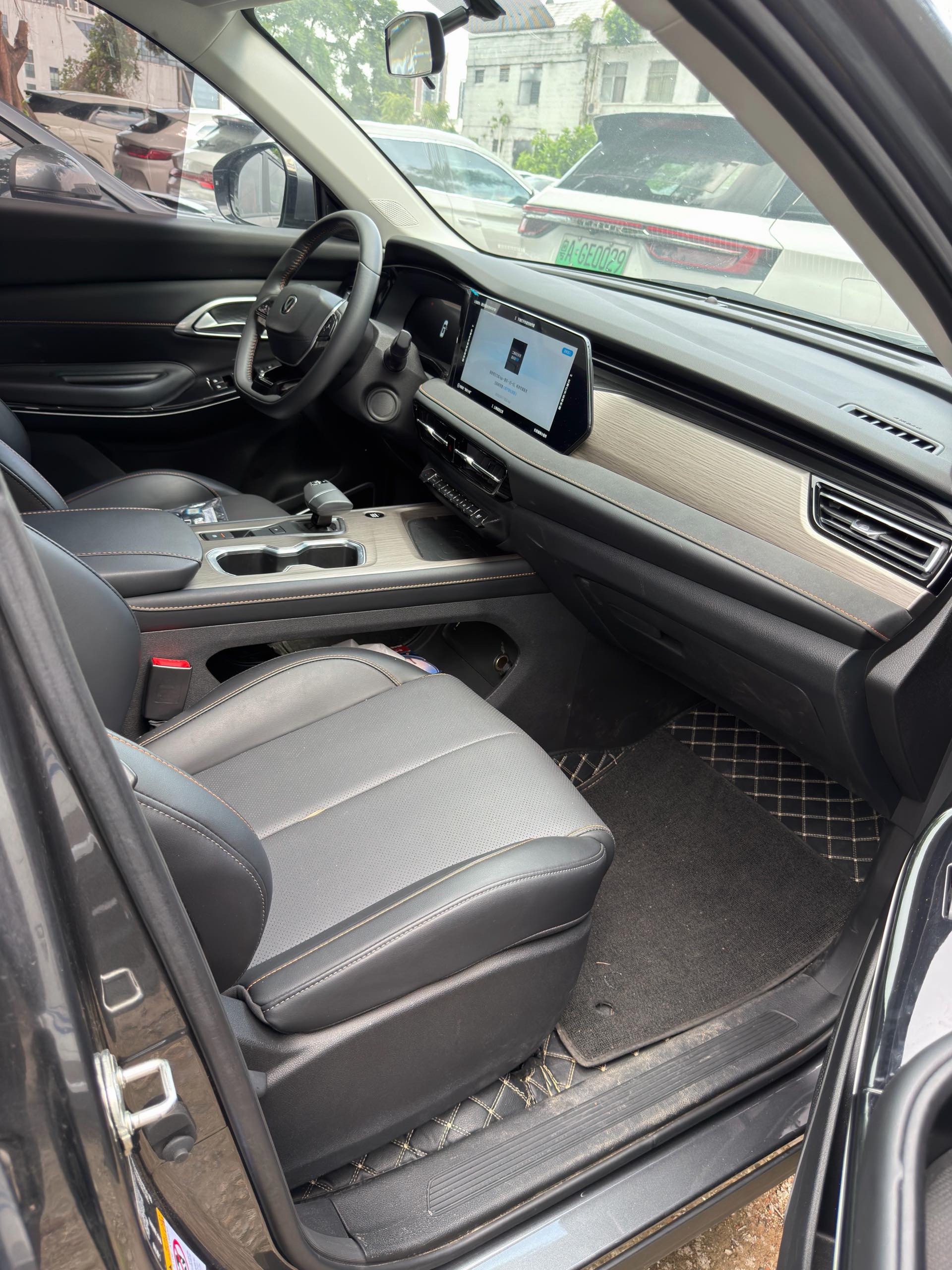 Changan 2024 X7 PLUS 1.5T Prestige Plus 7-Seater — 6