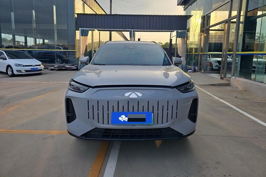 Chery 2024 Fengyun T9 C-DM 1.5T 120 Long-Range Comfort 5-Seater — 3