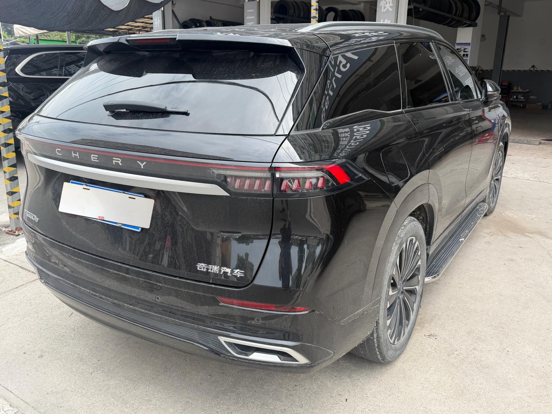 Chery 2023 Tiggo 9 2.0T 2WD Luxury 5-seater — 3