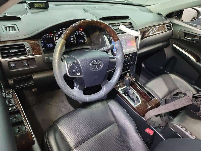 Toyota 2016 Camry 2.0E 10th Anniversary Elite Edition — 2