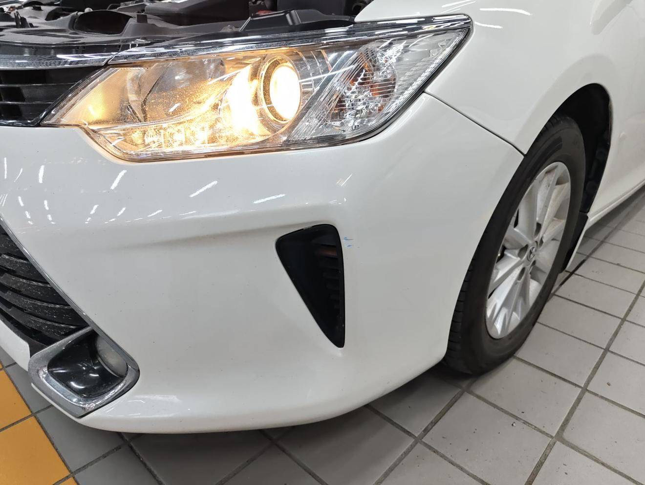 Toyota 2016 Camry 2.0E 10th Anniversary Elite Edition — 6