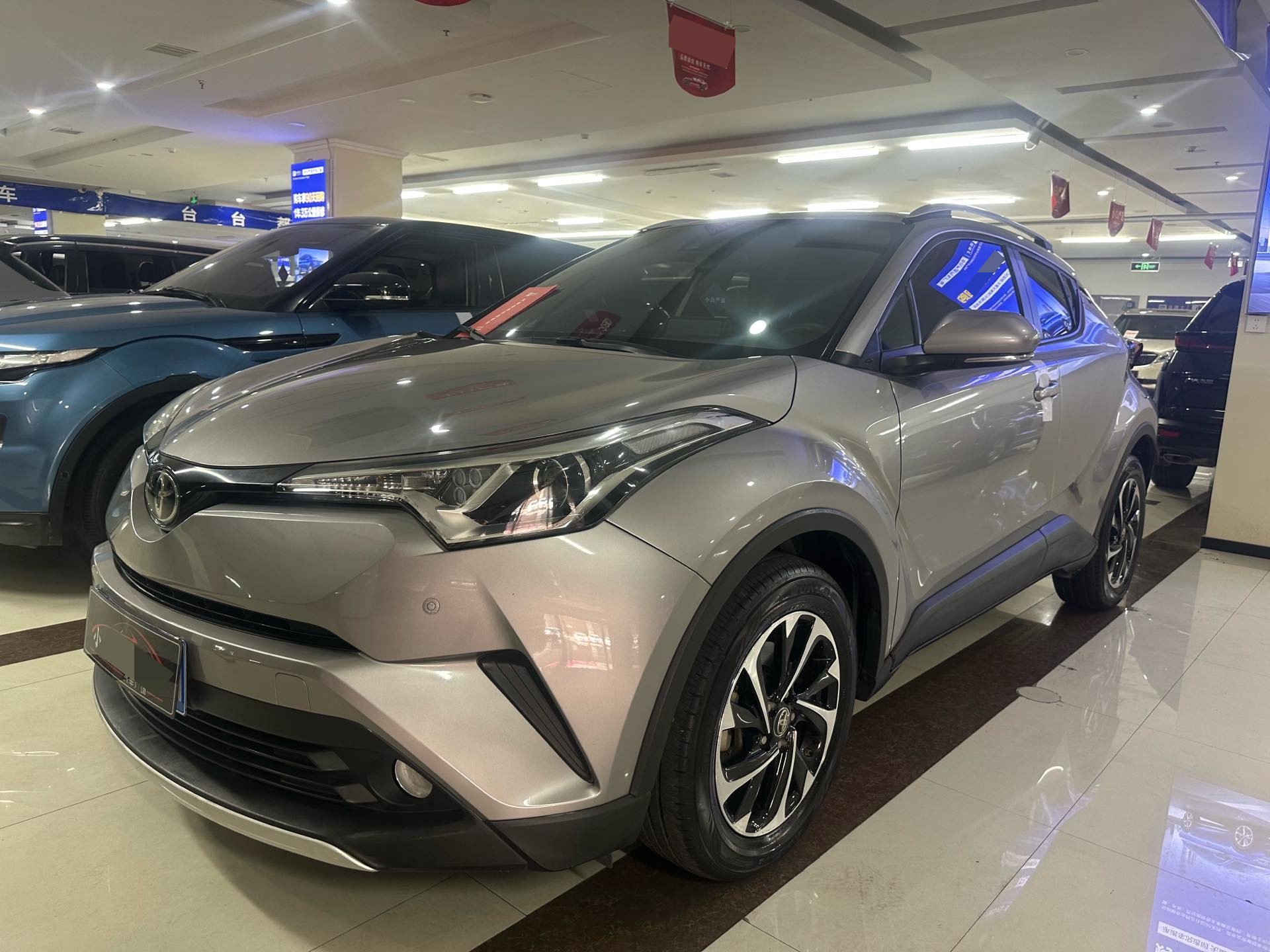 Toyota C-HR 2018 IZOA 2.0 CVT I-CHI Edition