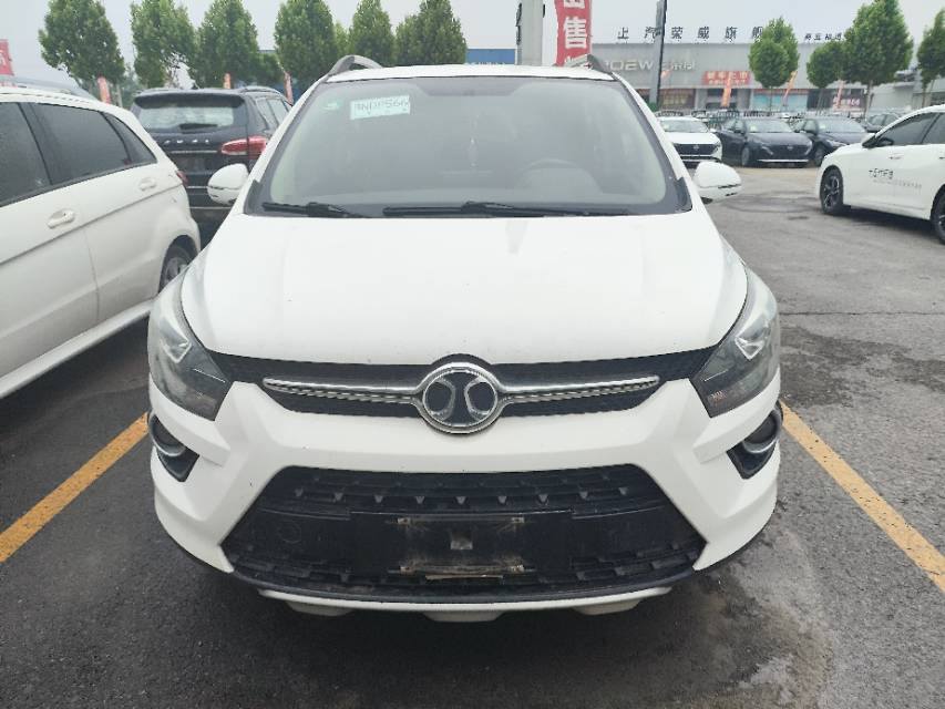 BAIC Senova 2015 X25 1.5 Elite Model — 2
