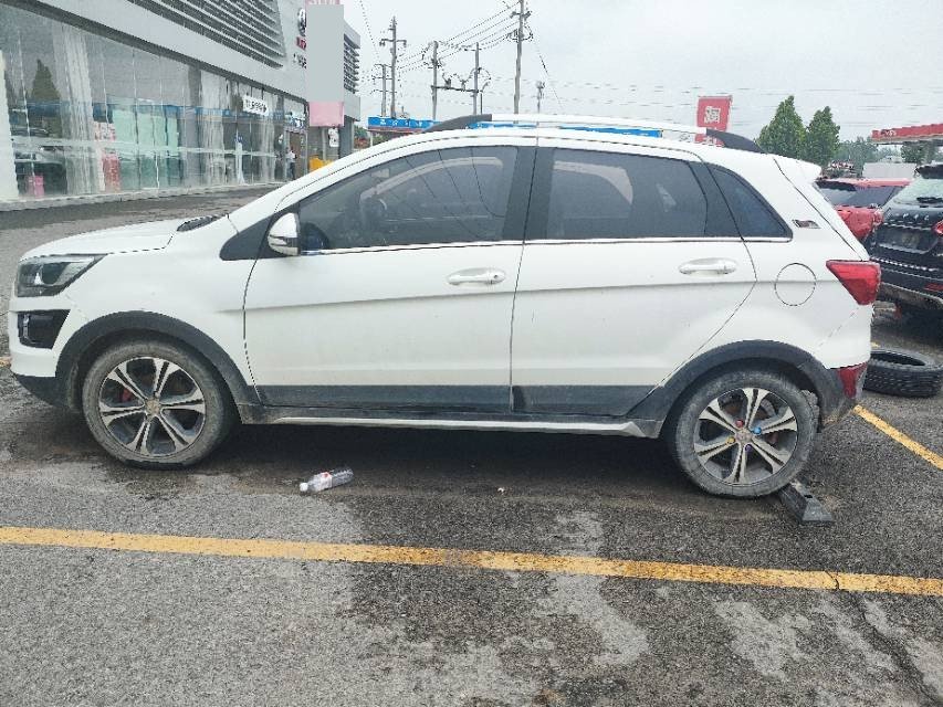 BAIC Senova 2015 X25 1.5 Elite Model — 8