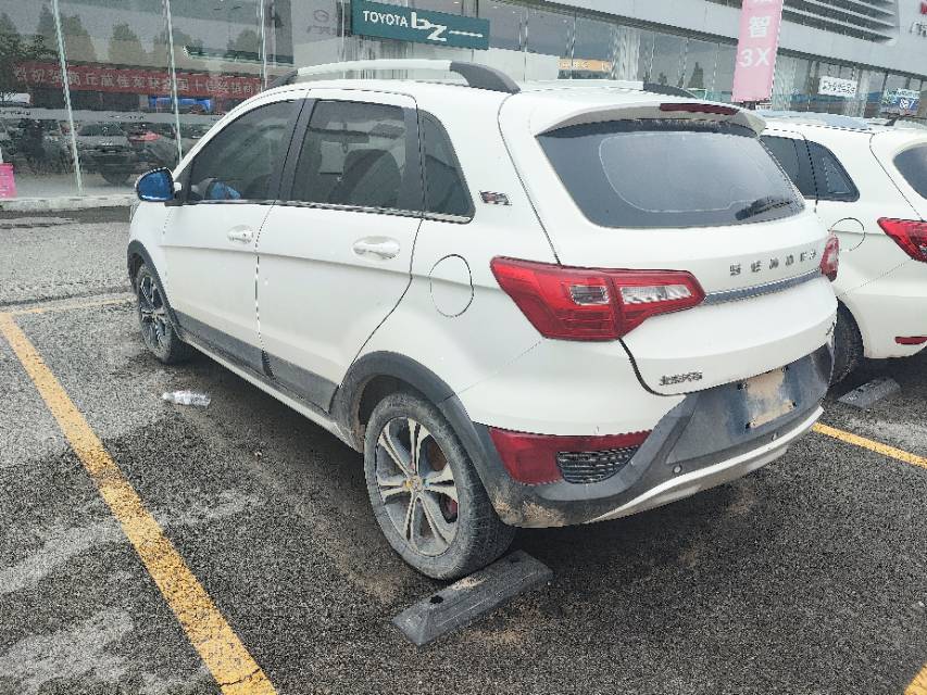 BAIC Senova 2015 X25 1.5 Elite Model — 9