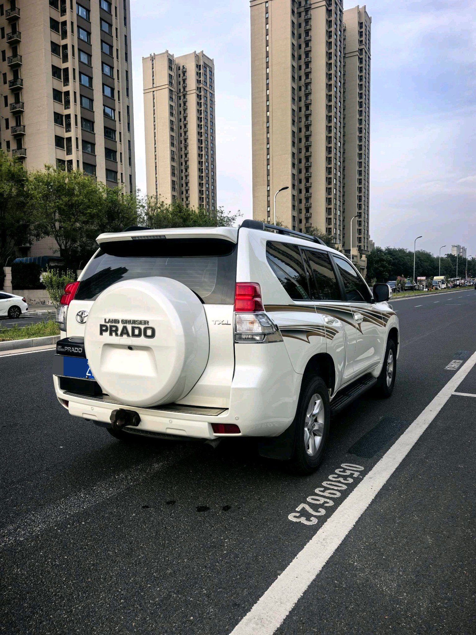 Toyota Prado (Imported) 2009 Prado 2.7 Middle East version — 5