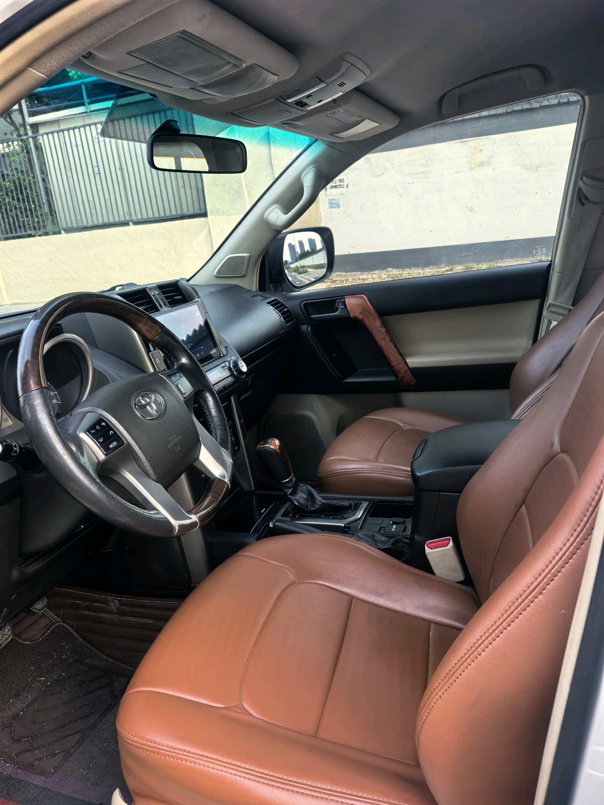 Toyota Prado (Imported) 2009 Prado 2.7 Middle East version — 7