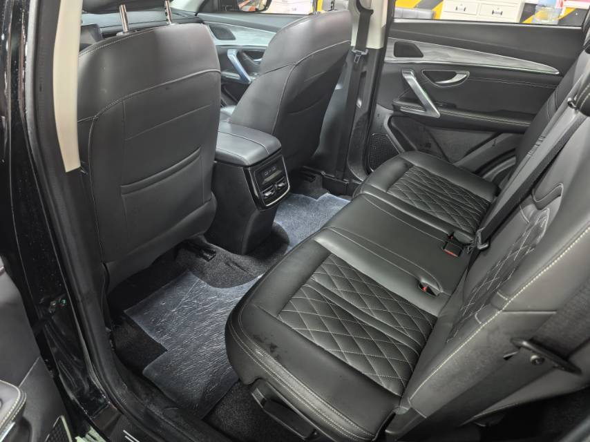 JETOUR 2023 X70 PLUS 1.5T Brave PLUS 7-seater — 4