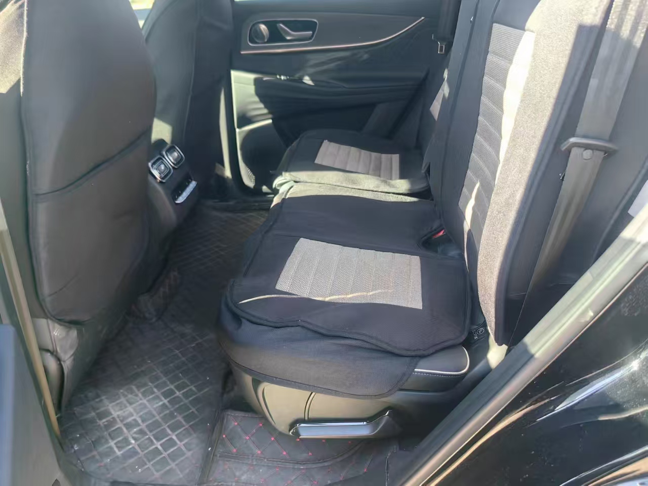 Chery 2023 Tiggo 9 2.0T 400T Front-Wheel-Drive Luxury 7-Seater — 2