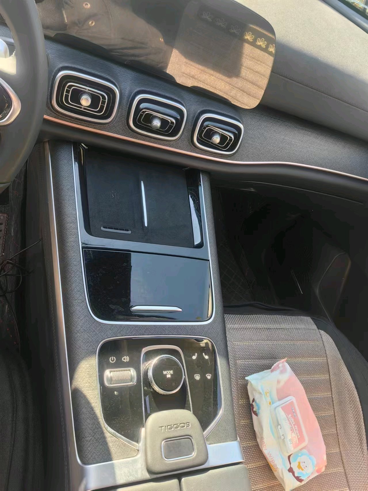 Chery 2023 Tiggo 9 2.0T 400T Front-Wheel-Drive Luxury 7-Seater — 5