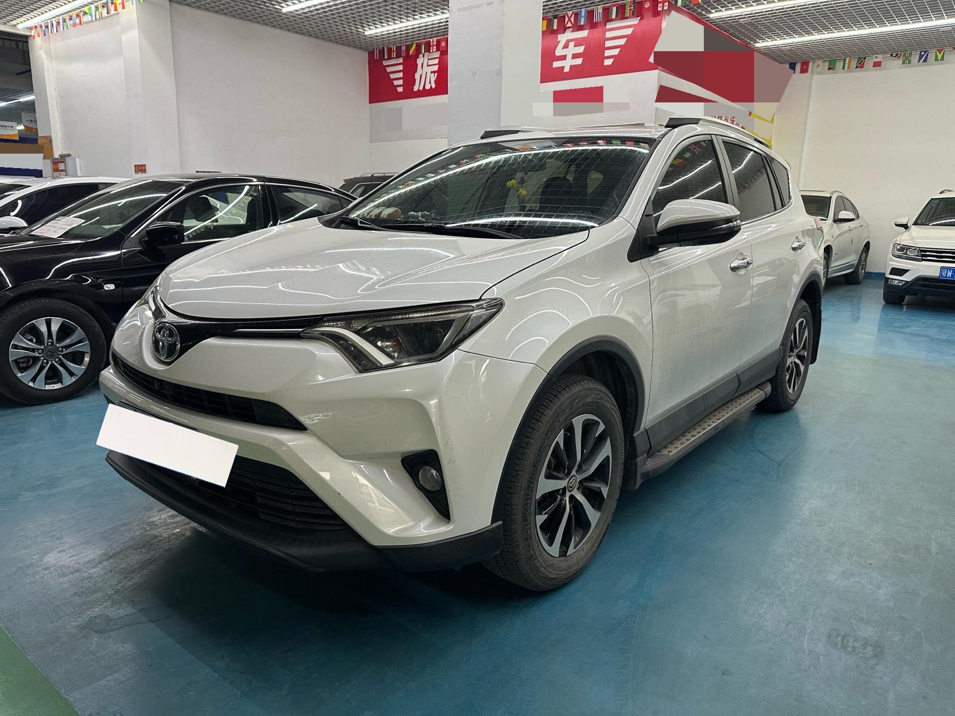 Toyota 2019 RAV4 2.0 CVT 2WD Pioneer