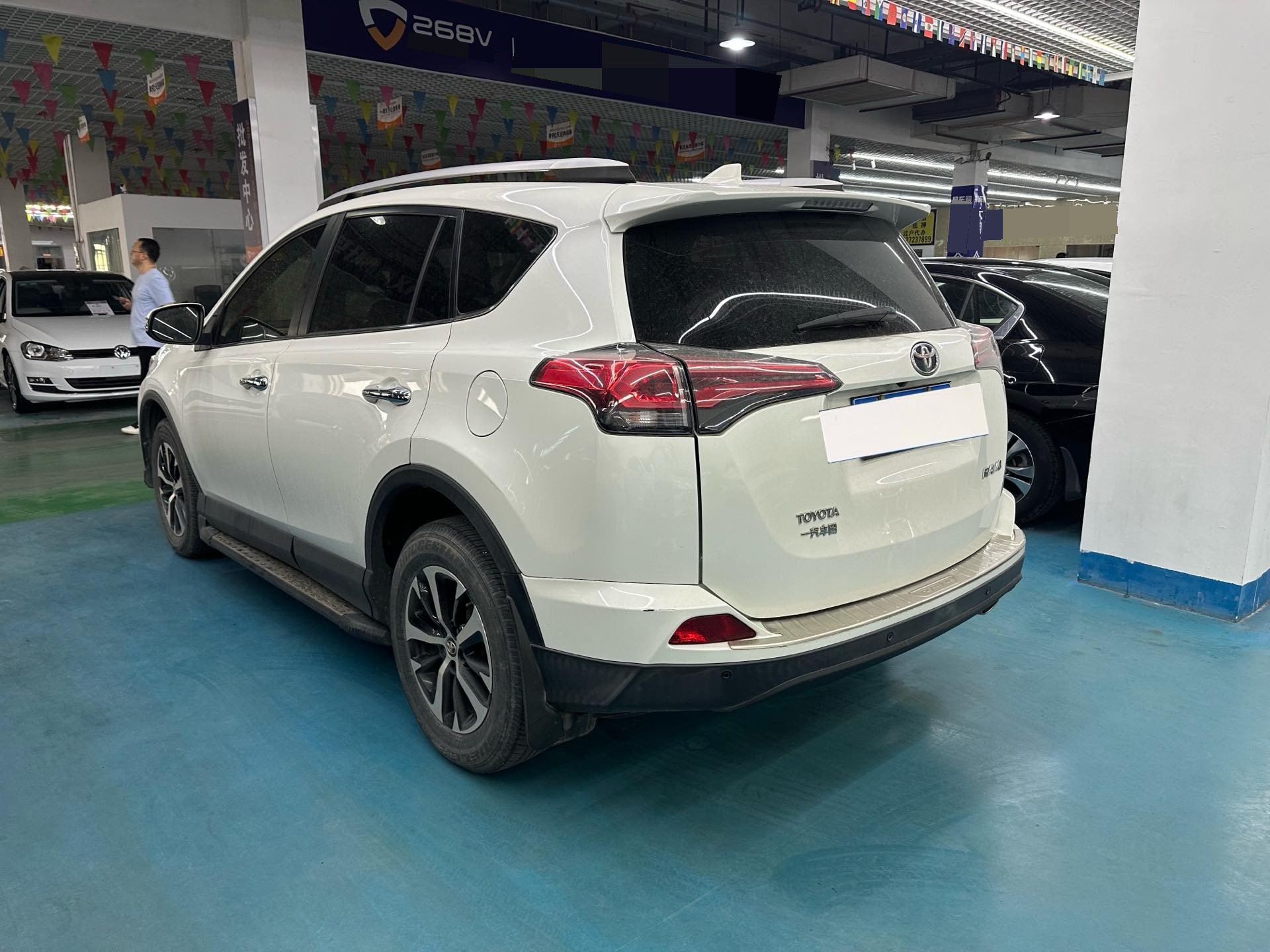 Toyota 2019 RAV4 2.0 CVT 2WD Pioneer — 7