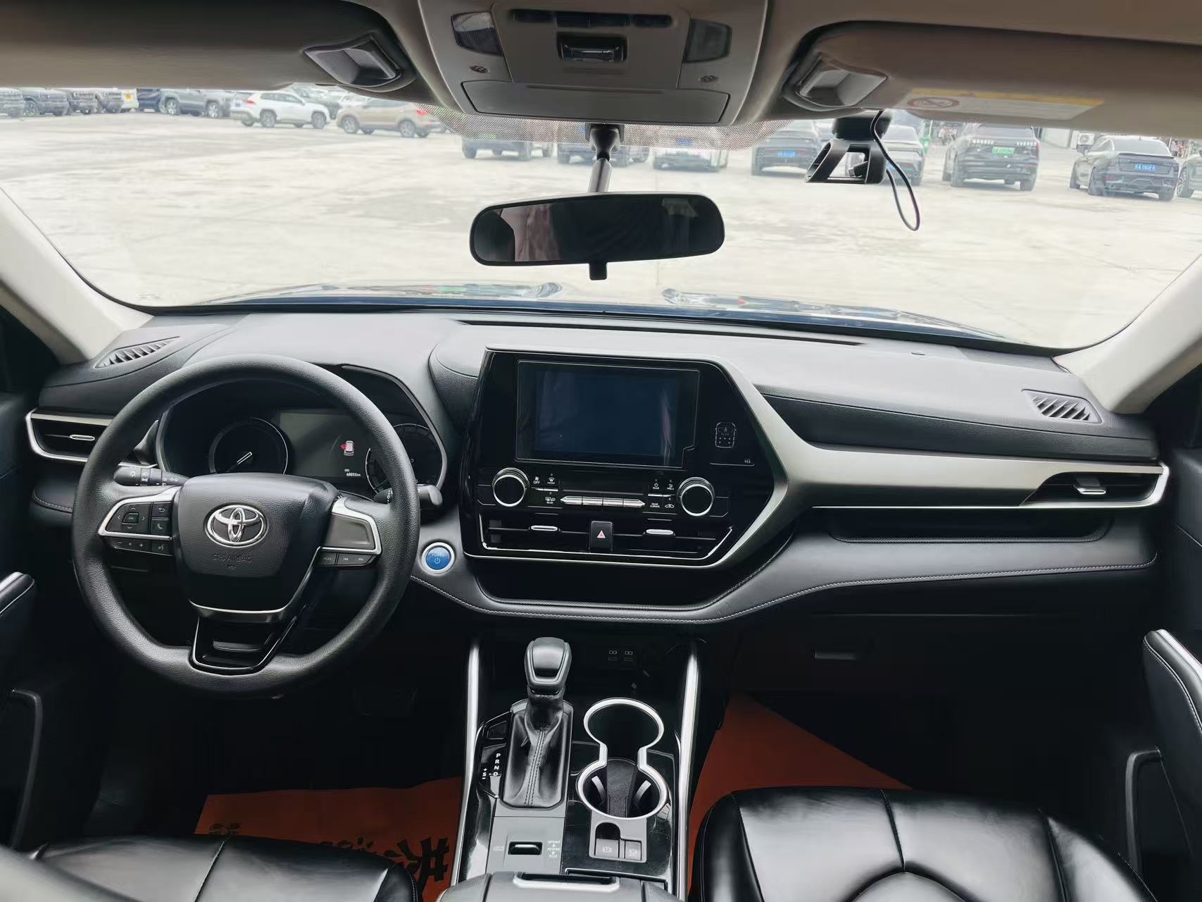 Toyota 2023 Highlander Hybrid 2.5 CVT Intelligent Electric Hybrid AWD Elite 7-Seater PLUS Version — 6