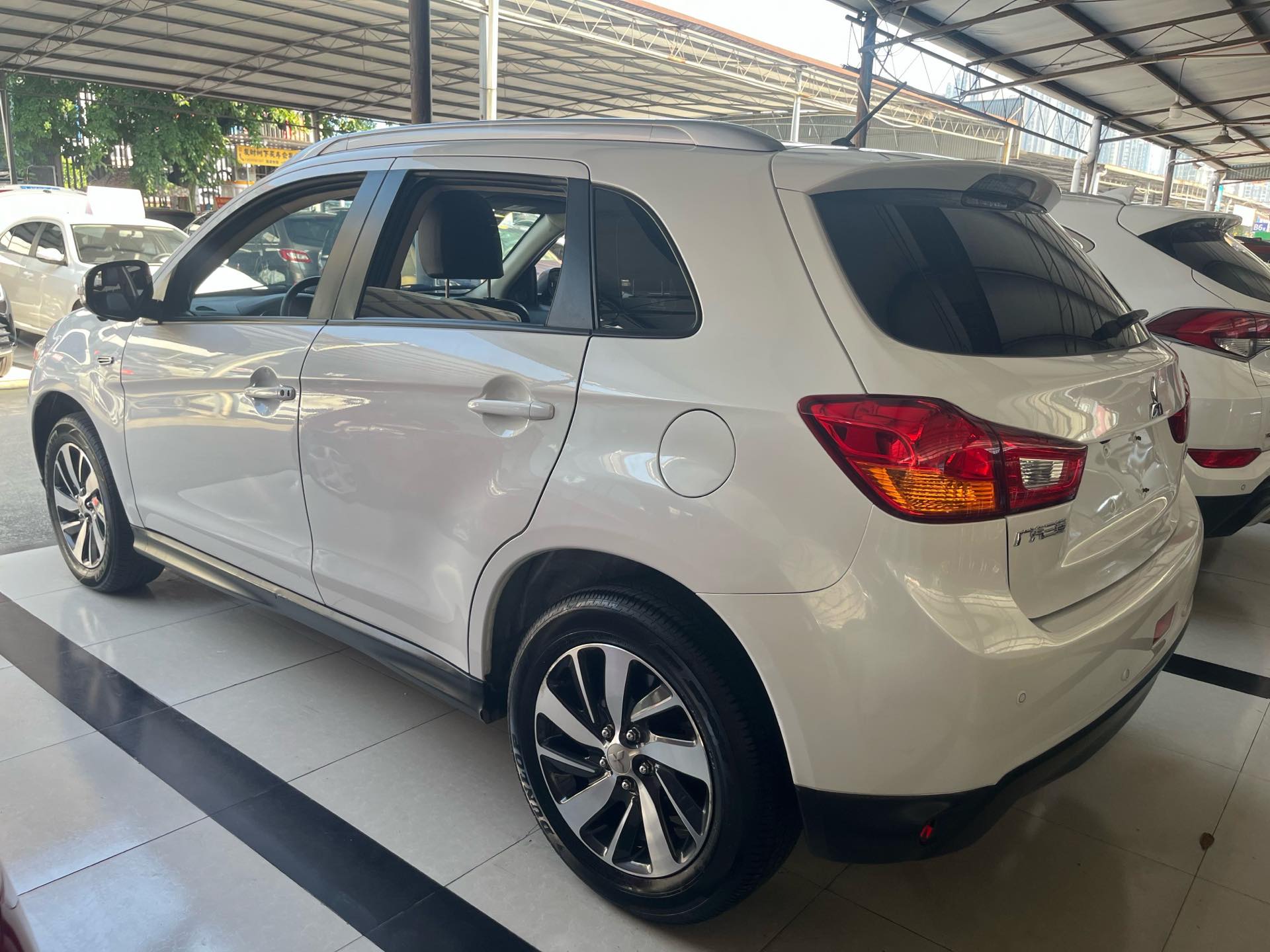 Mitsubishi 2018 ASX Ralliart 2.0 CVT 2WD Prestige — 9