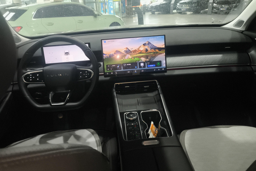 Chery 2024 Fengyun T9 C-DM 1.5T 120 Long-Range Comfort 5-Seater — 4