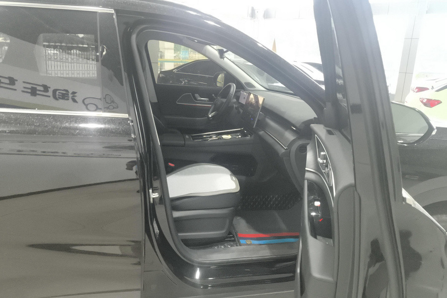 Chery 2024 Fengyun T9 C-DM 1.5T 120 Long-Range Comfort 5-Seater — 5