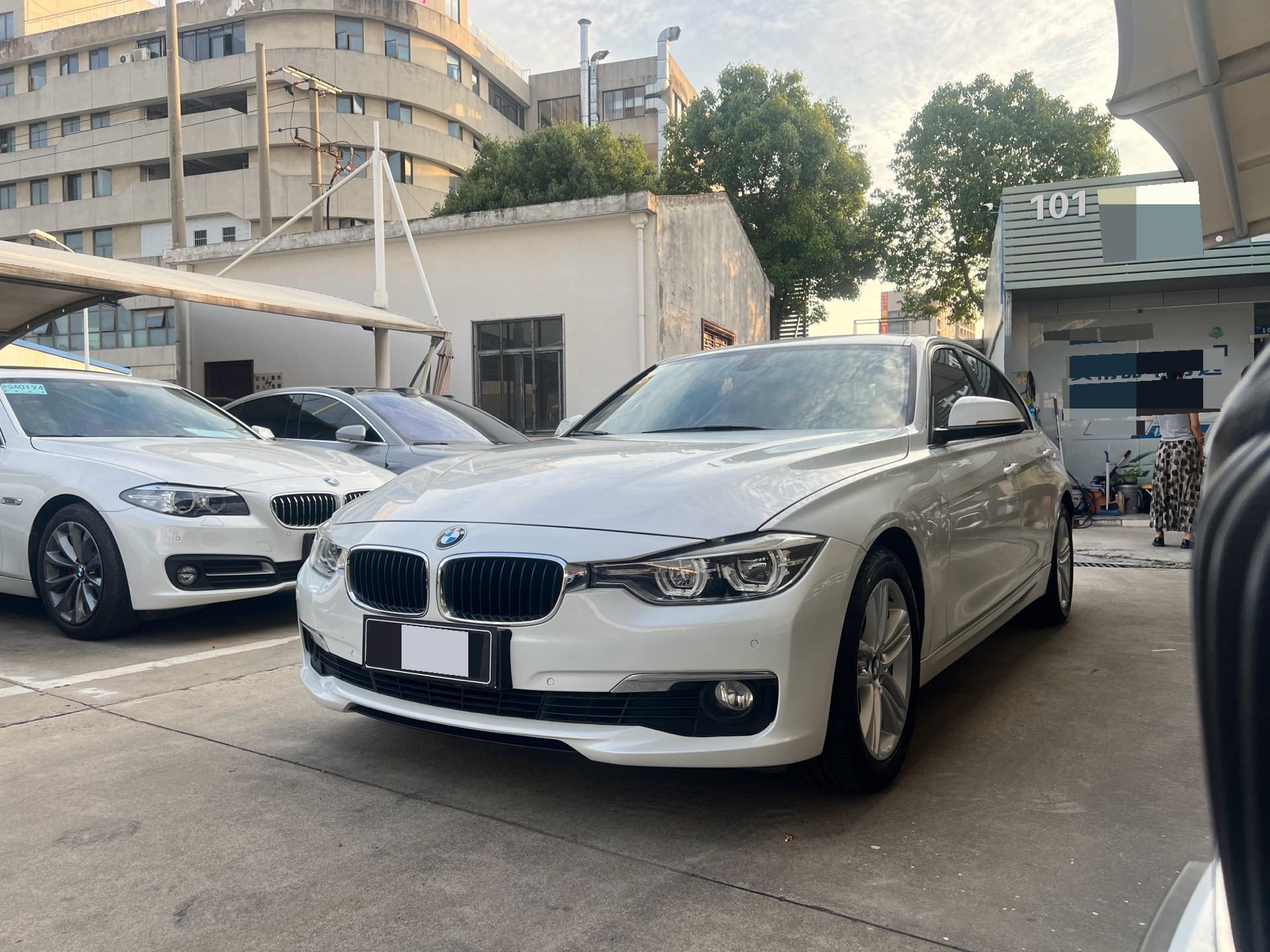 BMW 3 Series 2017 320Li 2.0T Modern