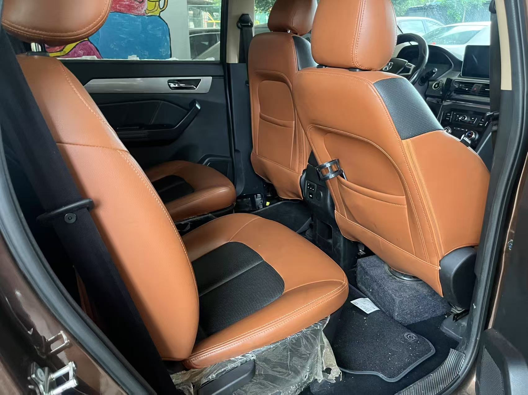BAIC Weiwang 2017 M50F 1.3T Standard Model 6–7 Seater — 4