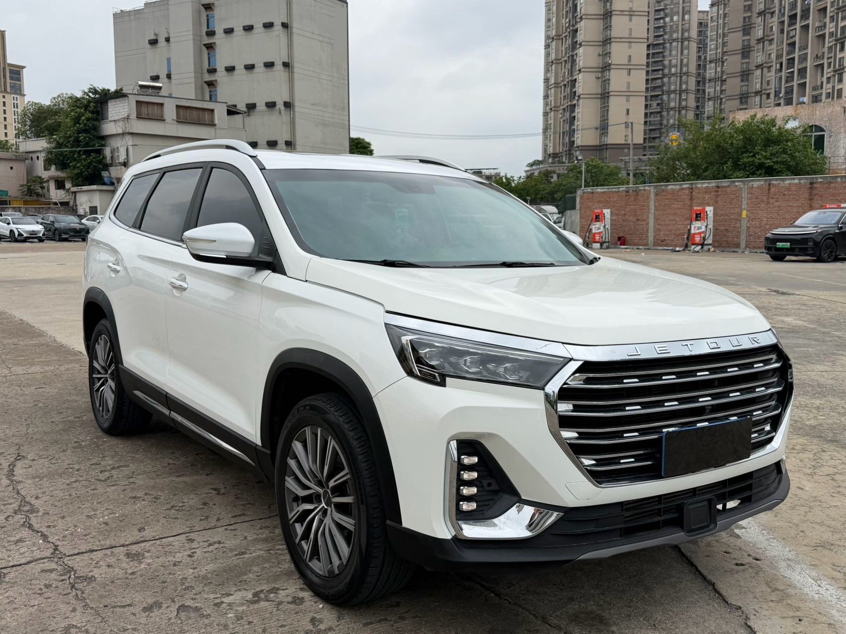 JETOUR 2021 X90 PLUS 1.6TD Estate 5-seater — 3