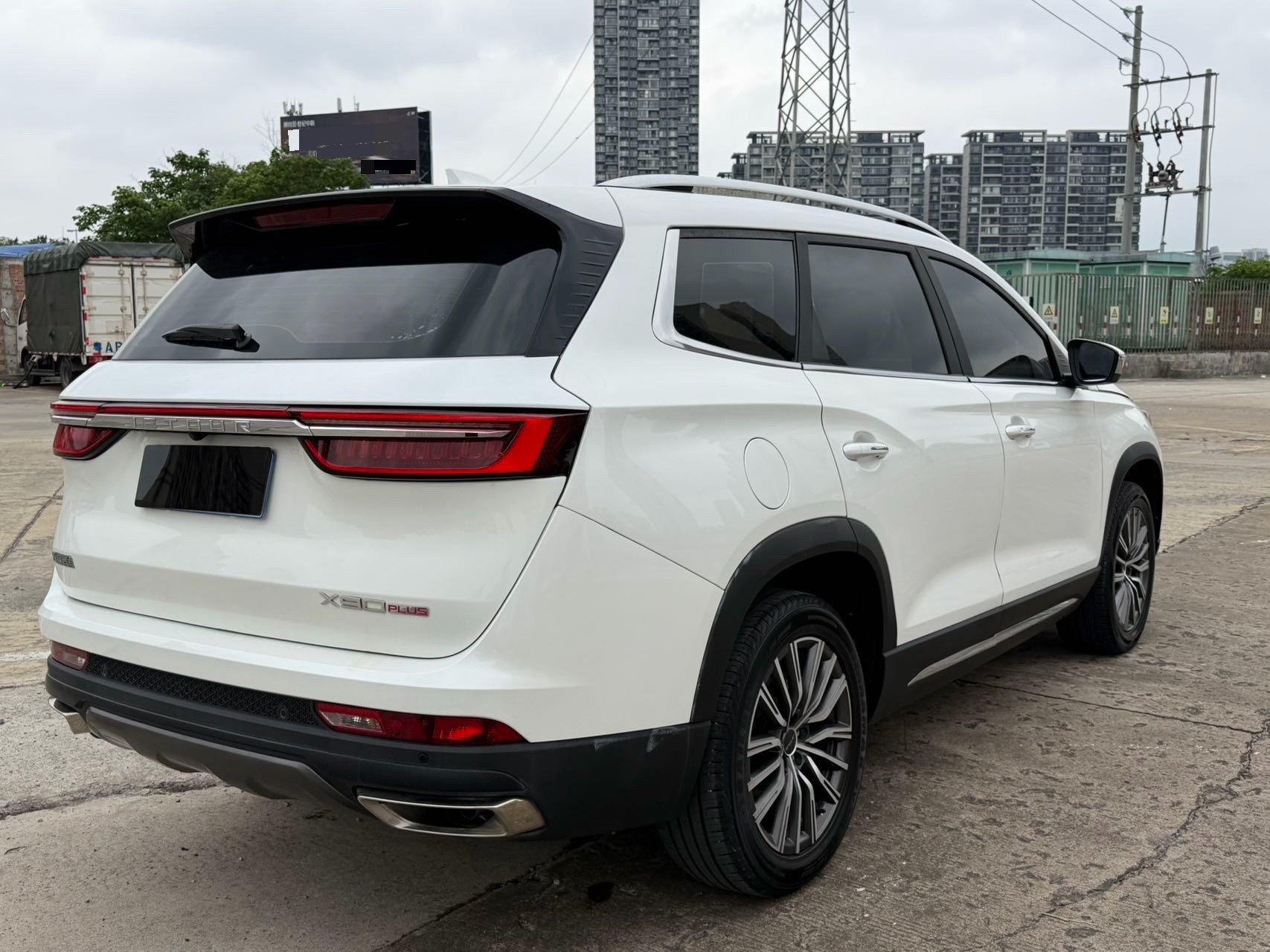 JETOUR 2021 X90 PLUS 1.6TD Estate 5-seater — 9