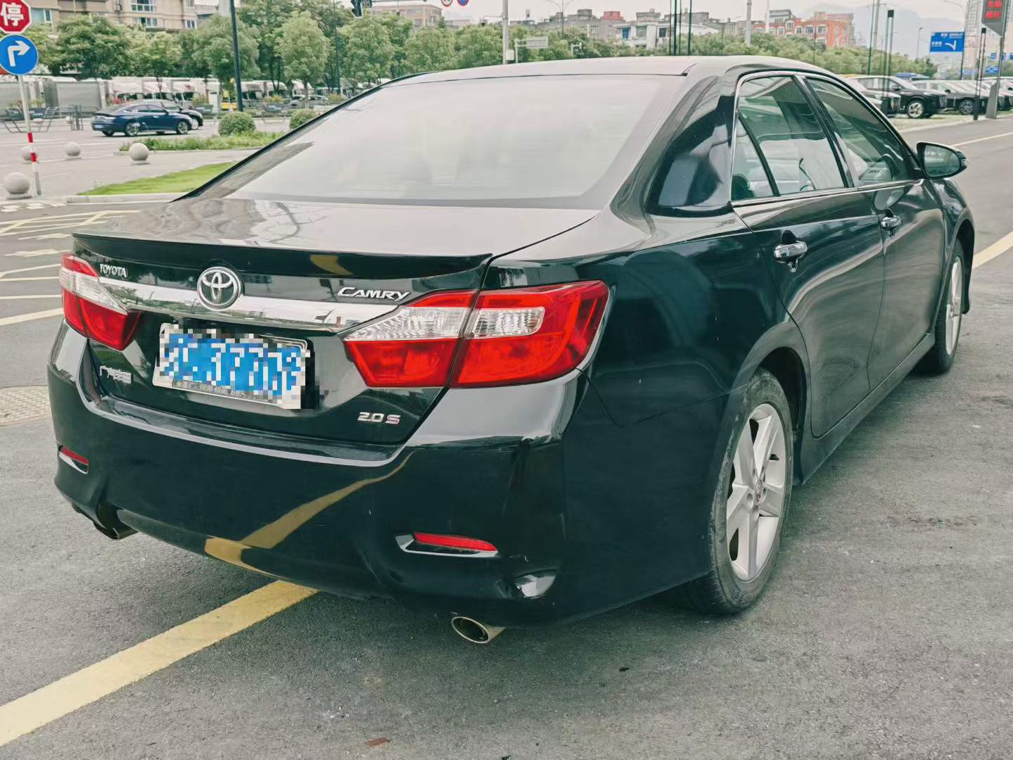 Toyota 2012 Camry Xeon 2.0 S Dynamic Edition — 5