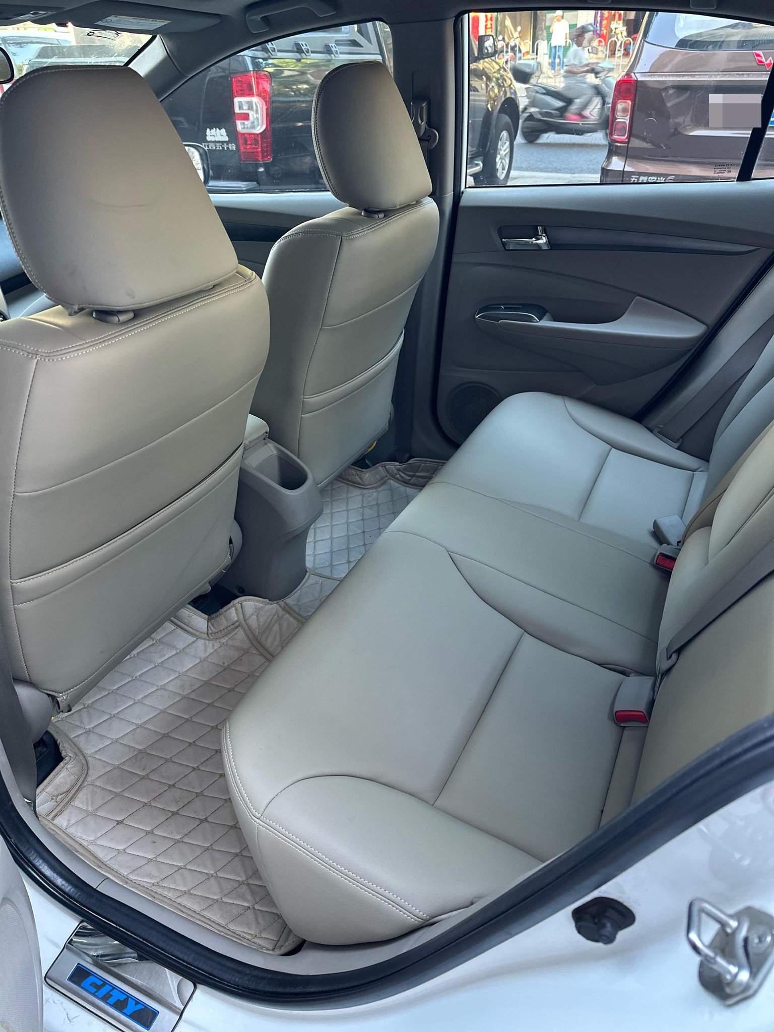 Honda City 2012 Civic 1.5 Flagship Model — 6