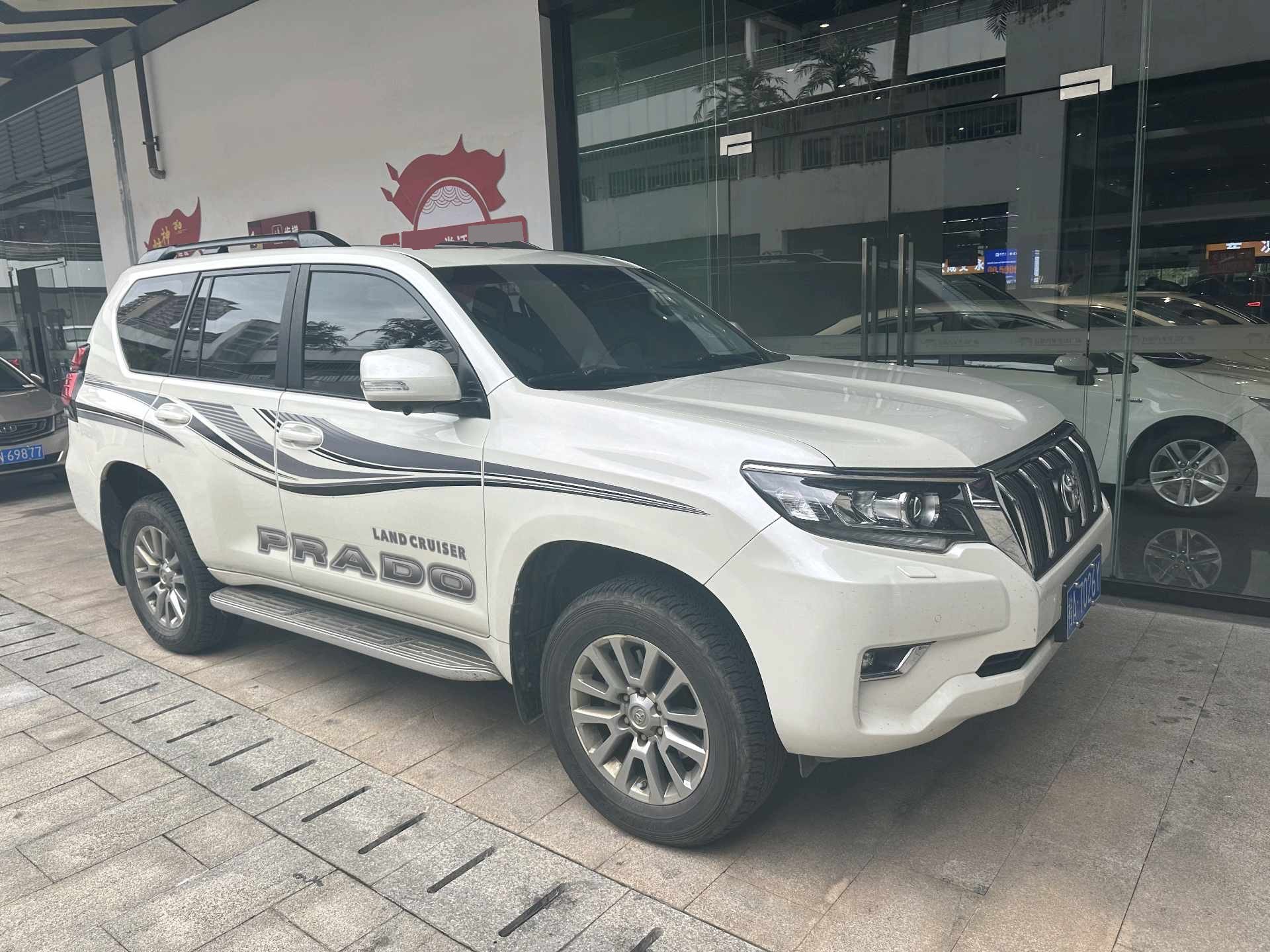 Toyota 2019 Prado 3.5 TX-L Prestige Edition (with rear-mounted spare tire) — 2