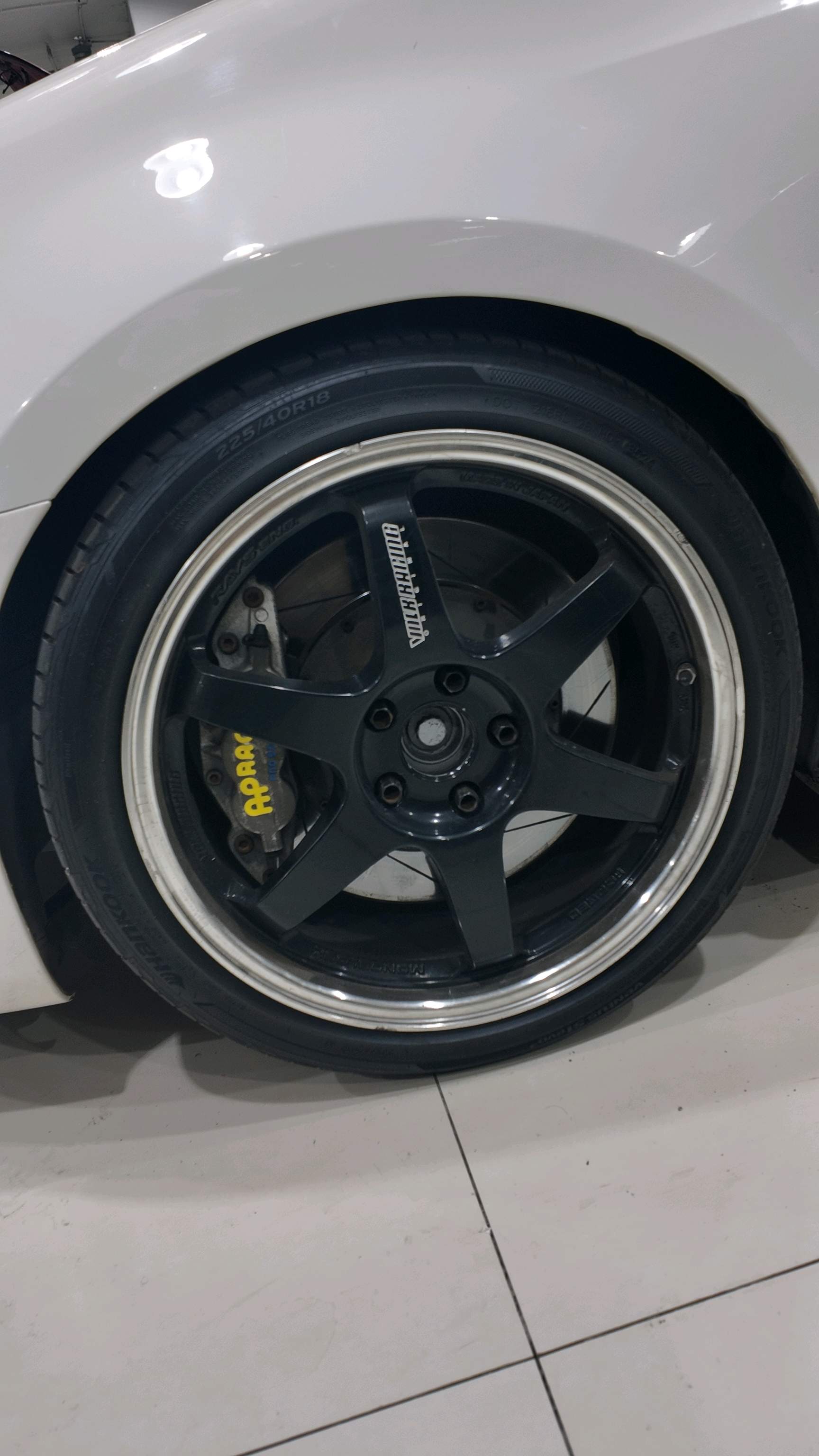 Volkswagen Golf (Imported) 2011 Golf R 2.0TSI — 5