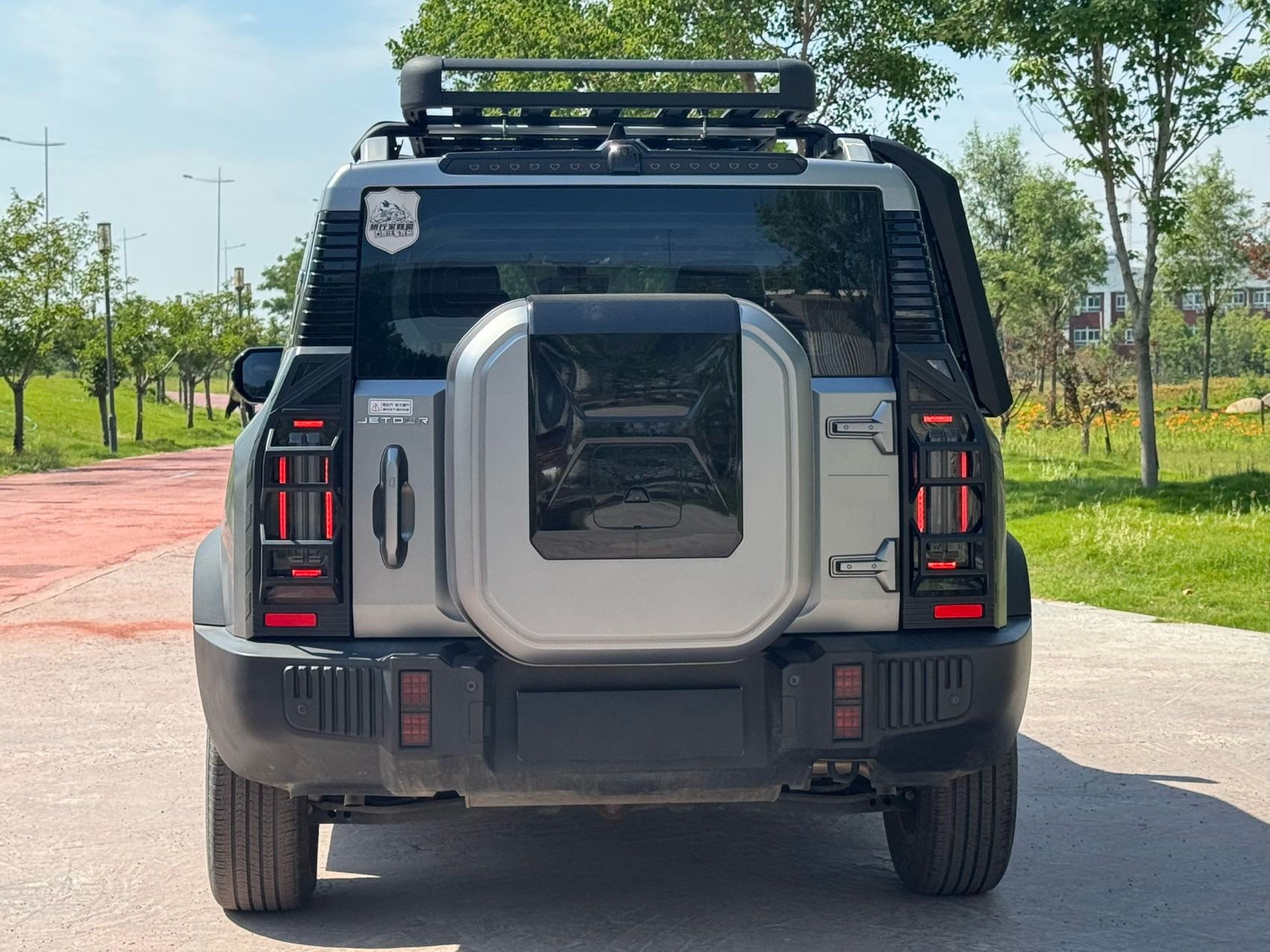 JETOUR 2023 Traveler 1.5T 2WD Discovery PRO — 5