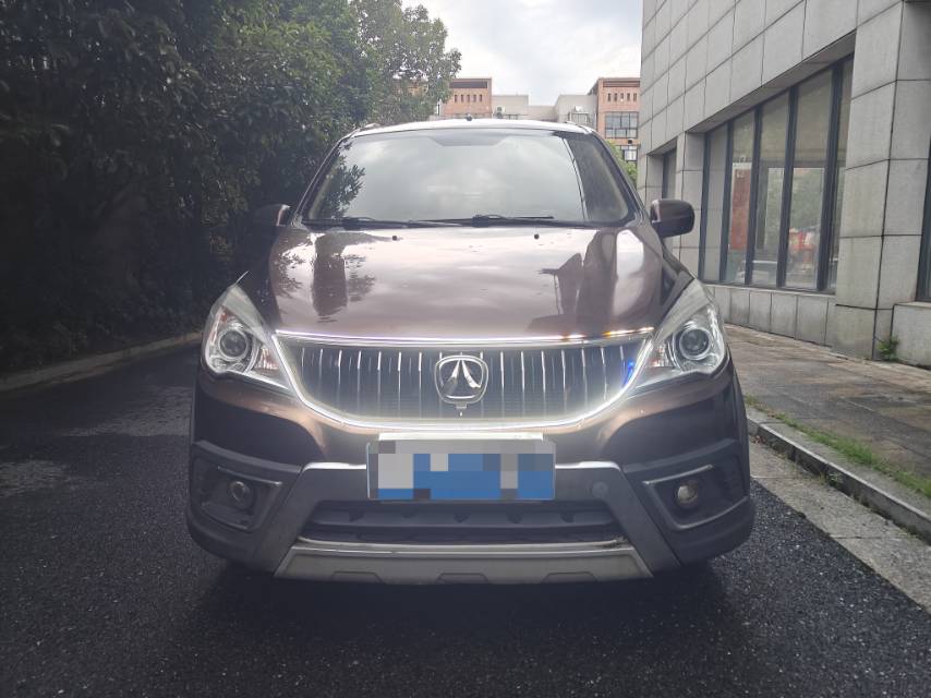 BAIC Weiwang 2014 M20 1.5 Base Model (7–8 seats) — 2