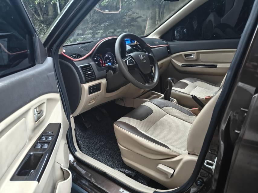 BAIC Weiwang 2014 M20 1.5 Base Model (7–8 seats) — 9