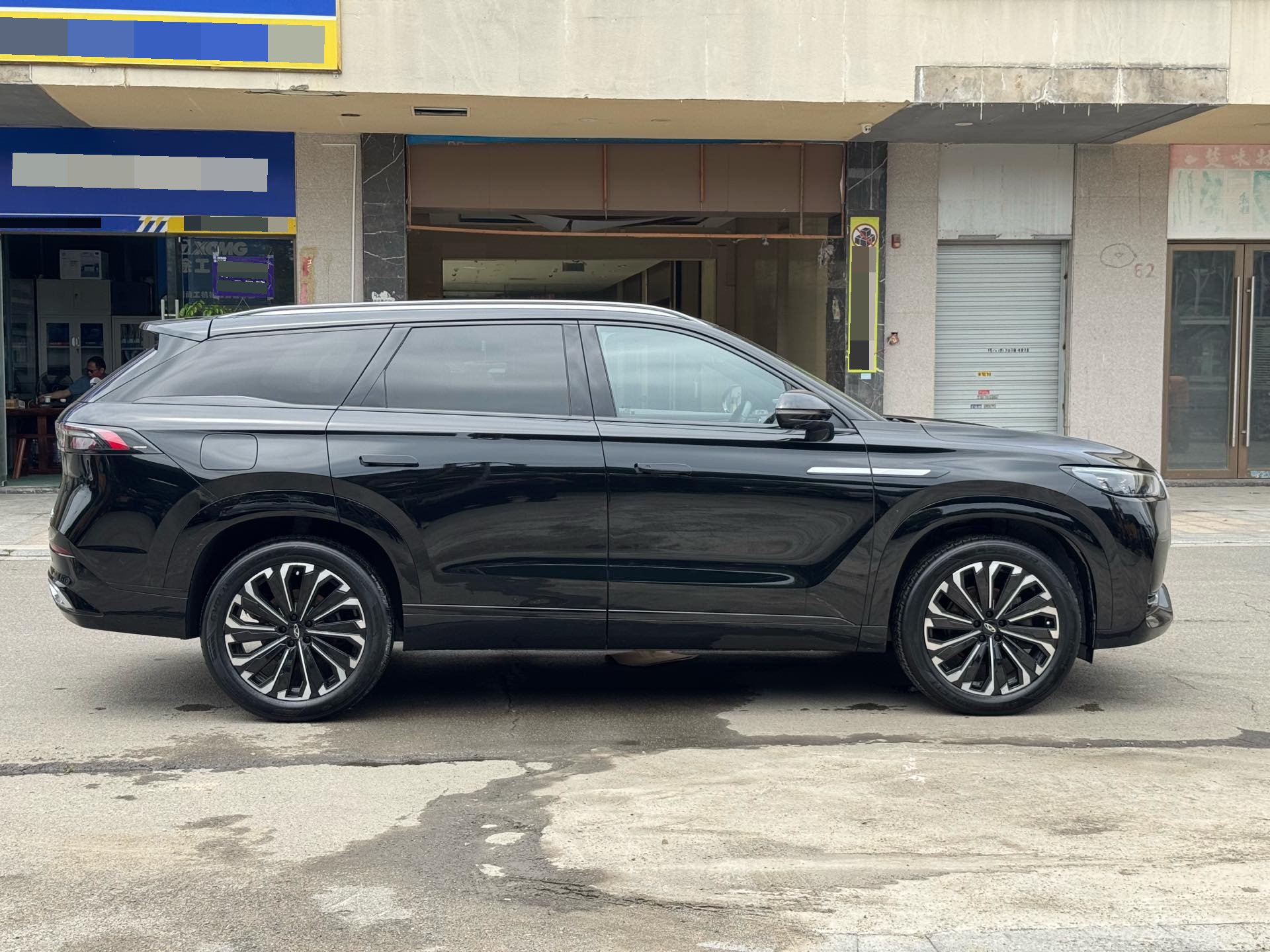 Chery 2024 Tiggo 9 2.0T 2WD Ultra-Comfort Premium Edition (Facelift) — 7