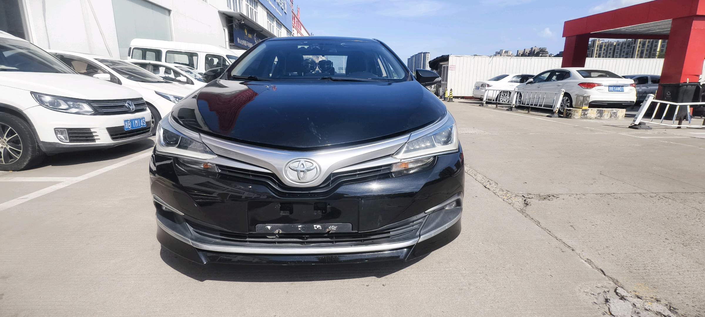 Toyota 2017 Corolla Hybrid 1.8 CVT Elite Edition — 2