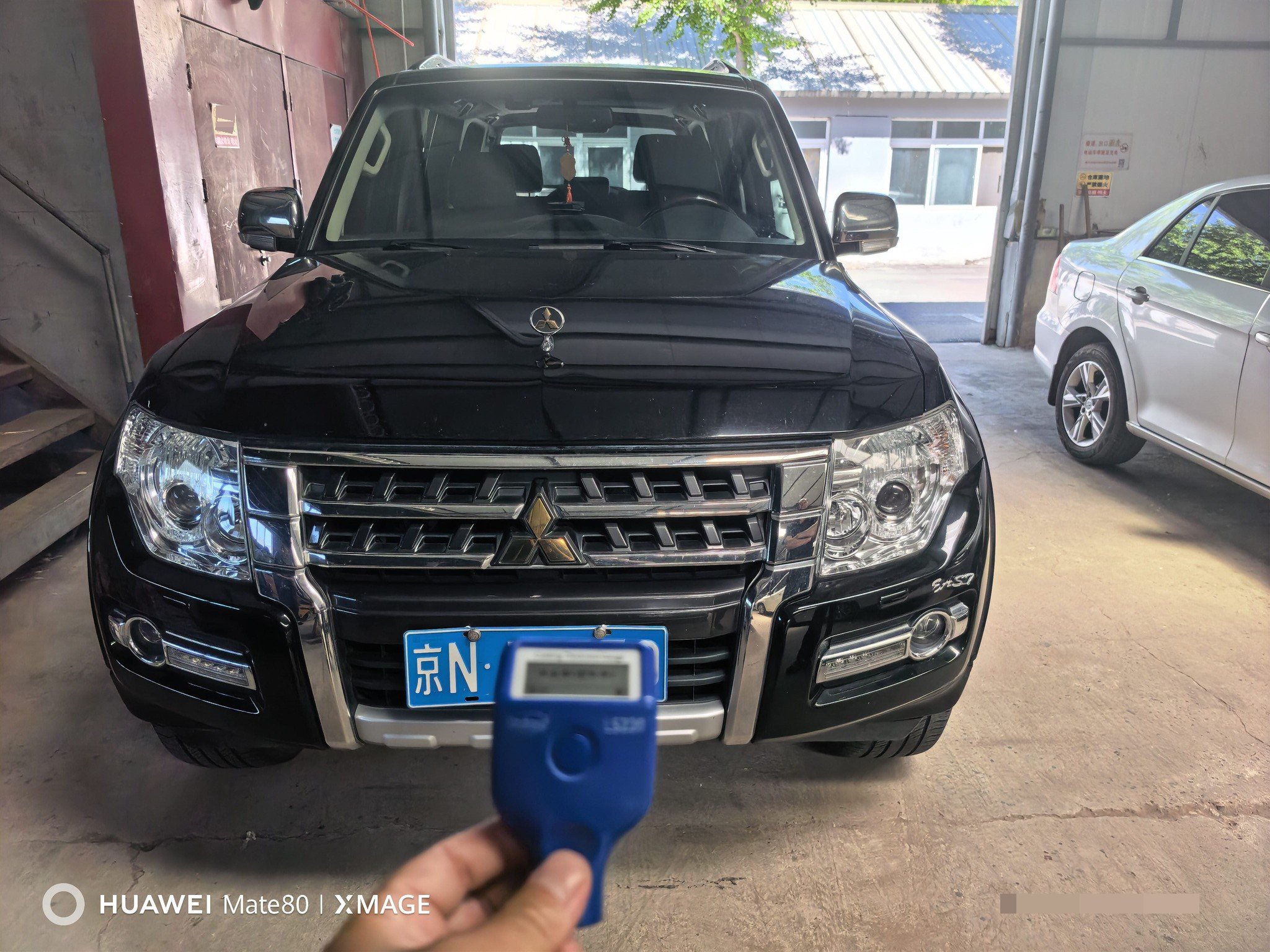 Mitsubishi Pajero (Imported) 2018 Pajero 3.8 GLS with sunroof, dual differential — 2