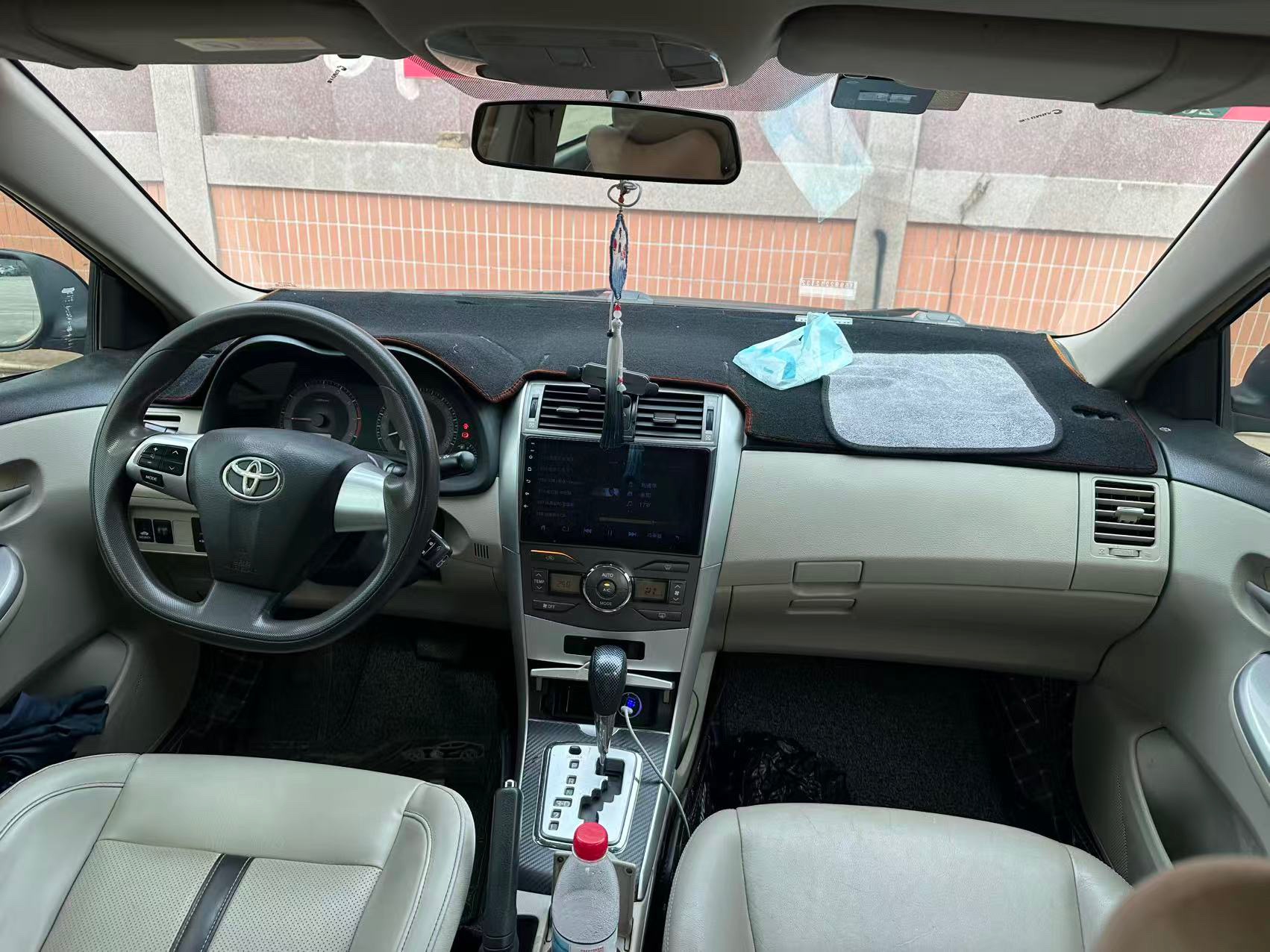 Toyota 2013 Corolla 1.6 GL Ultra-Cool Special Edition — 2