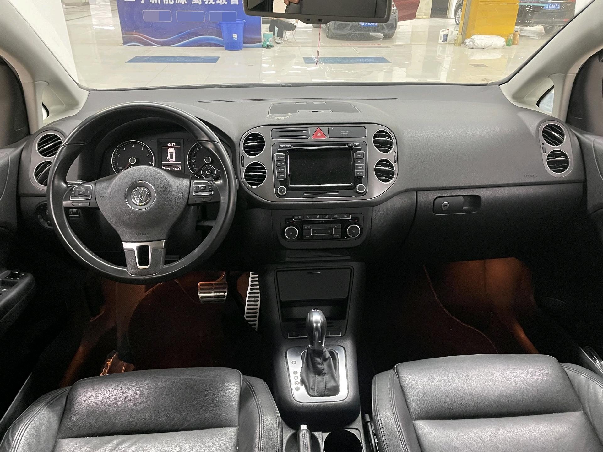Volkswagen Golf (Imported) 2011 Cross Golf 1.4TSI — 4